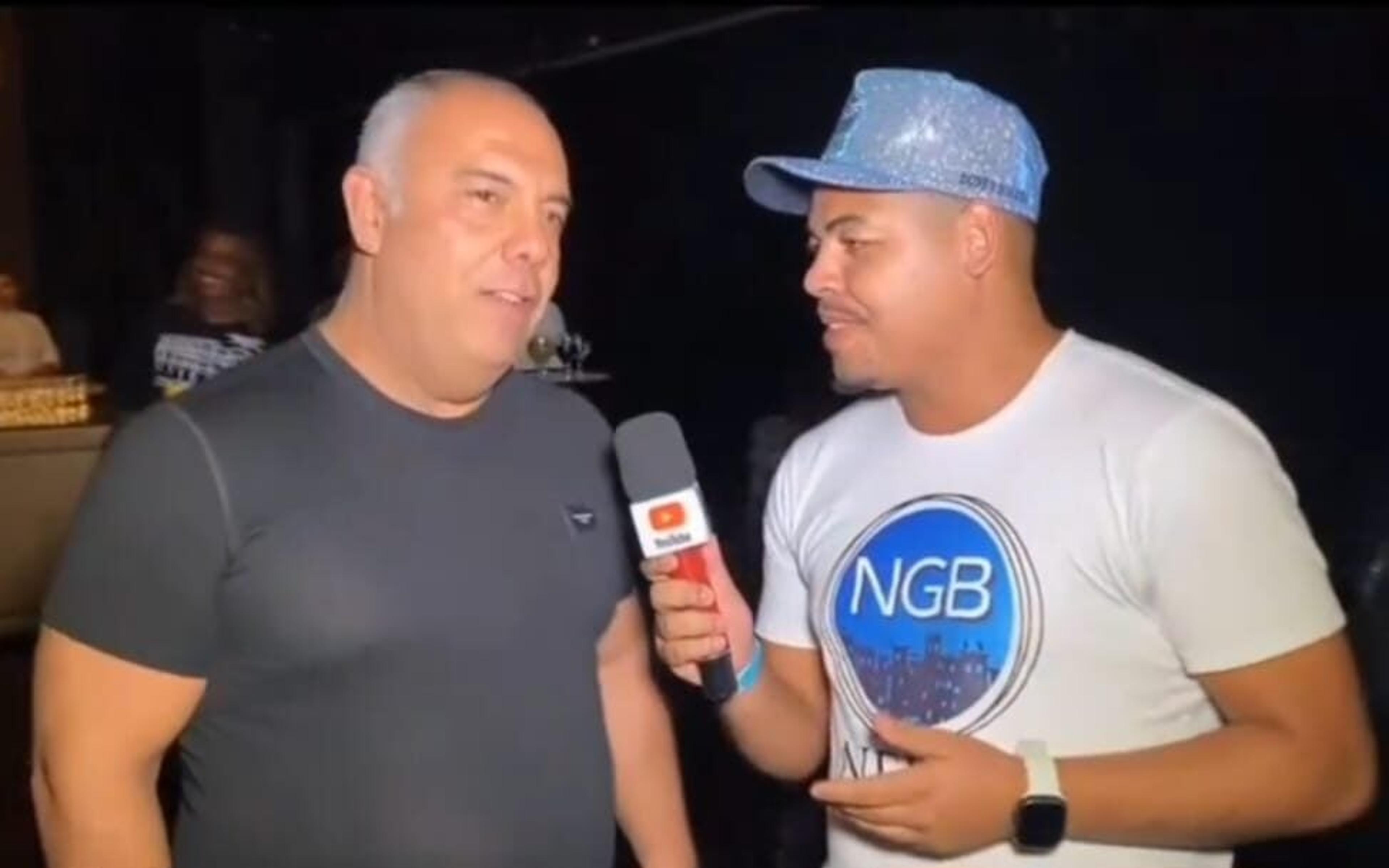 Marcos Braz curte show de rap no Rio, e cena inusitada viraliza nas redes; assista