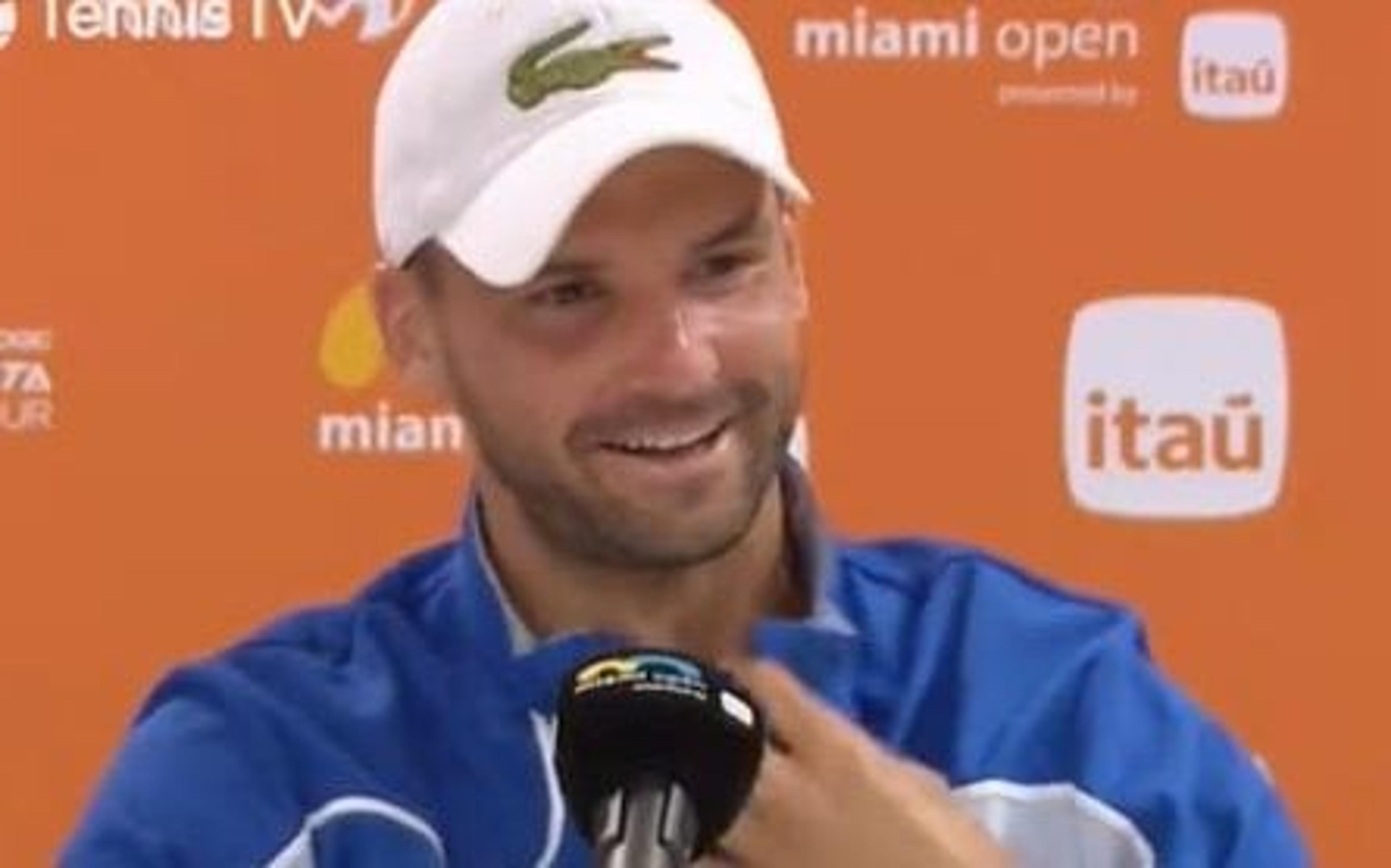 Dimitrov cai na gargalhada com comentário de Alcaraz após partida em Miami