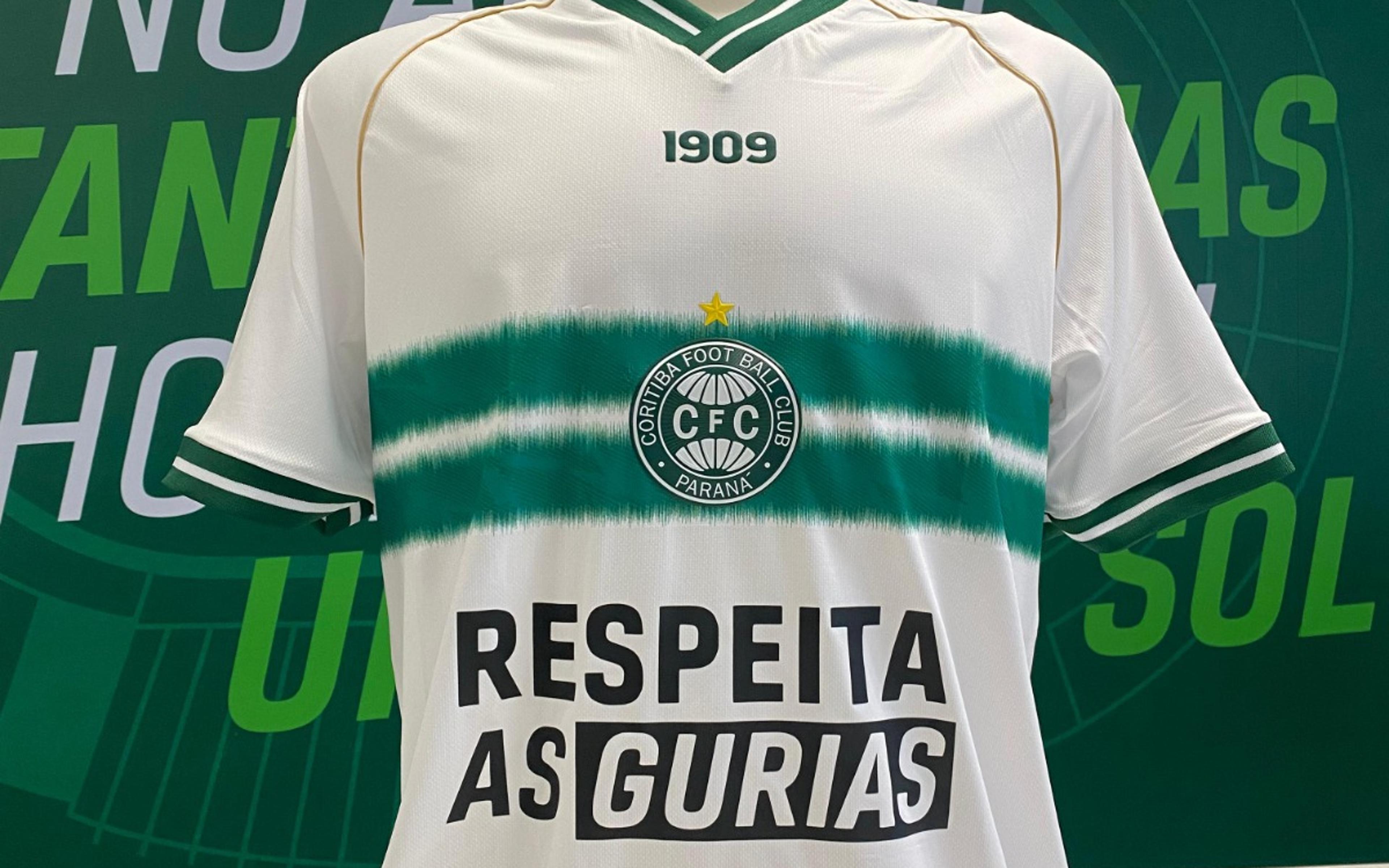 Patrocinadora máster do Coritiba, Reals cede espaço da camisa para ação do Dia Internacional da Mulher