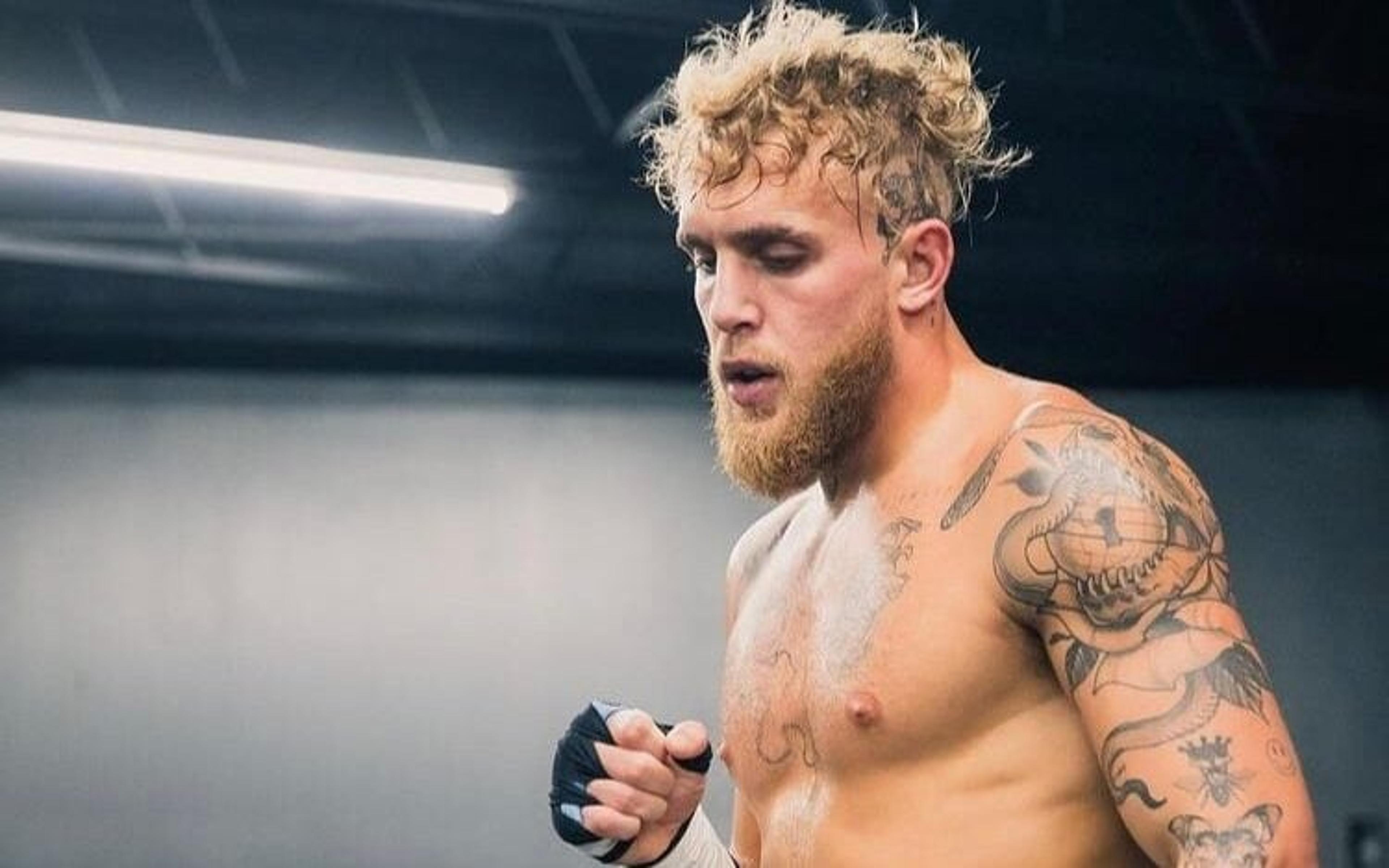 Jake Paul provoca Mike Tyson com tatuagem no rosto igual à do ex-lutador