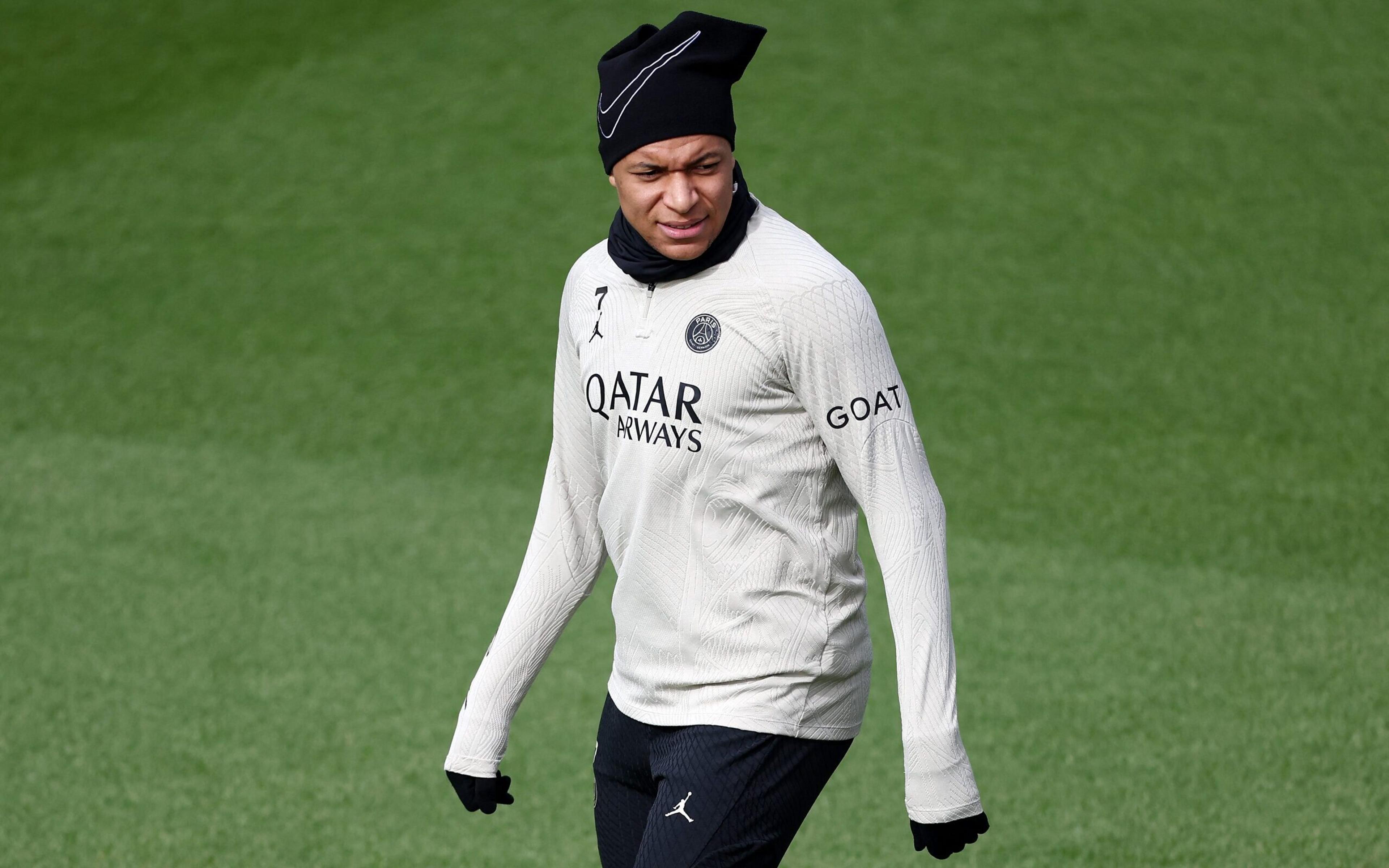 Jogador do Barcelona valoriza potencial de Mbappé e manda recado sobre o PSG