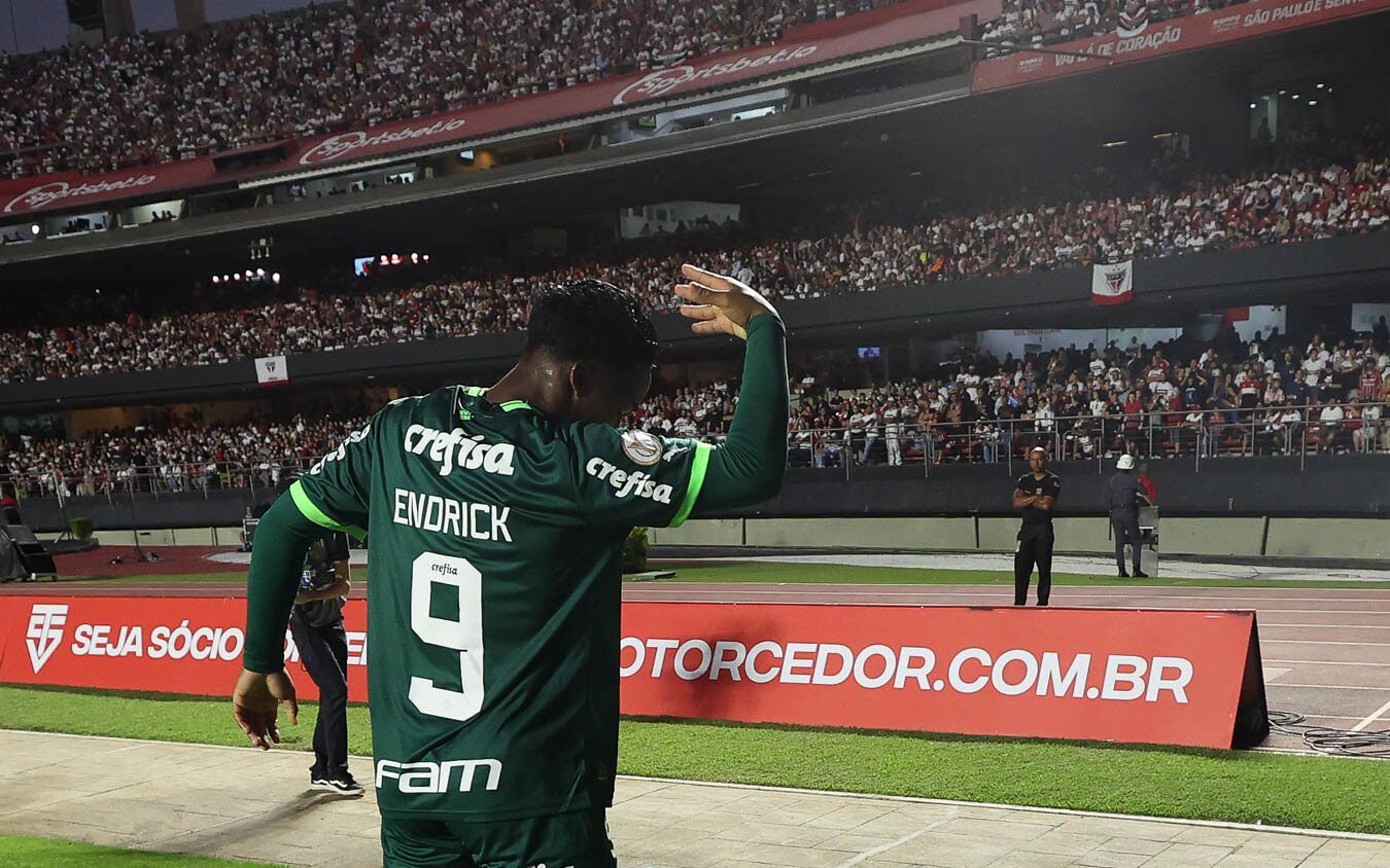 Endrick se prepara para fazer último clássico com a camisa do Palmeiras