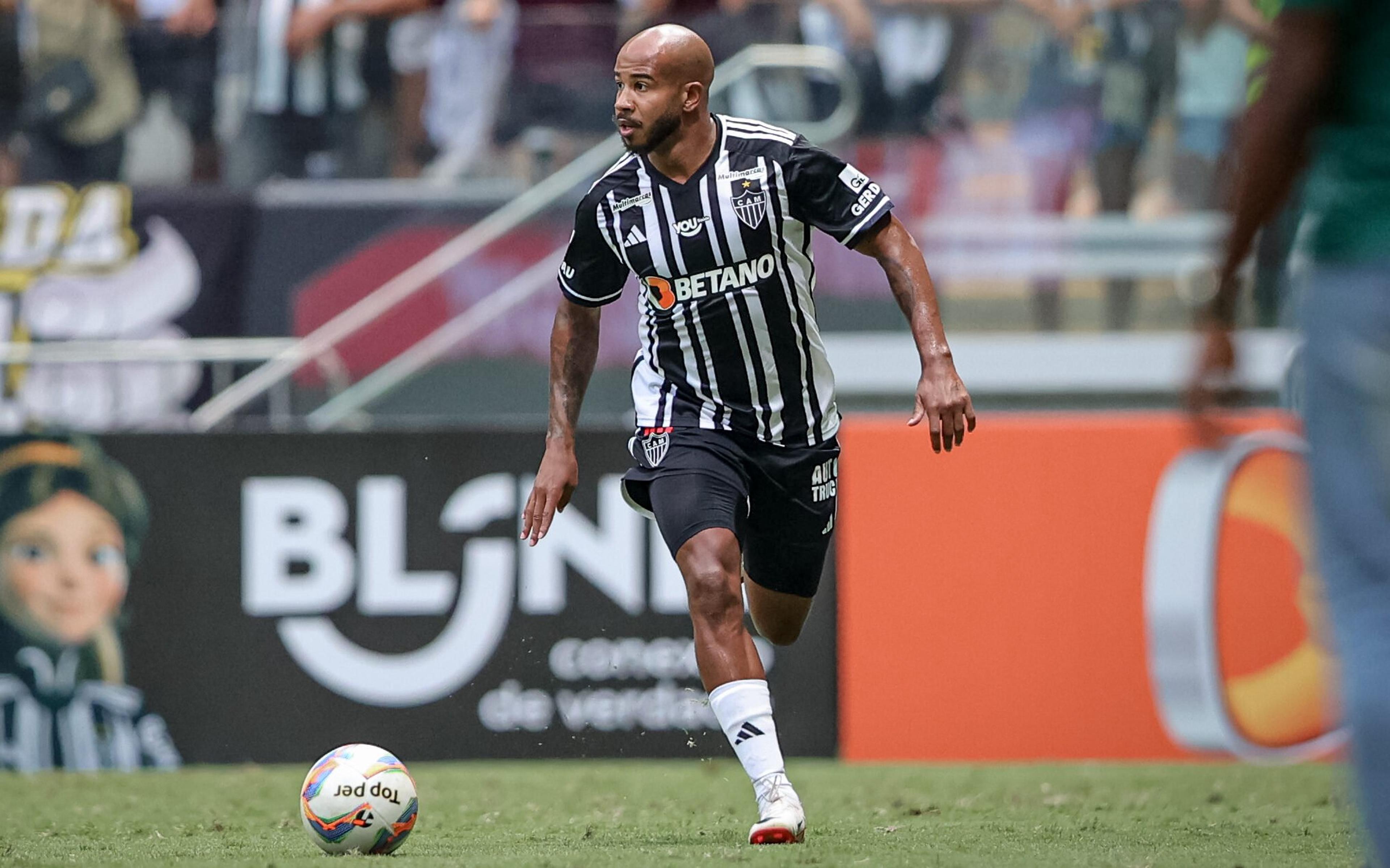 Entenda mudança que foi fundamental para o Santos fechar a contratação do meia Patrick