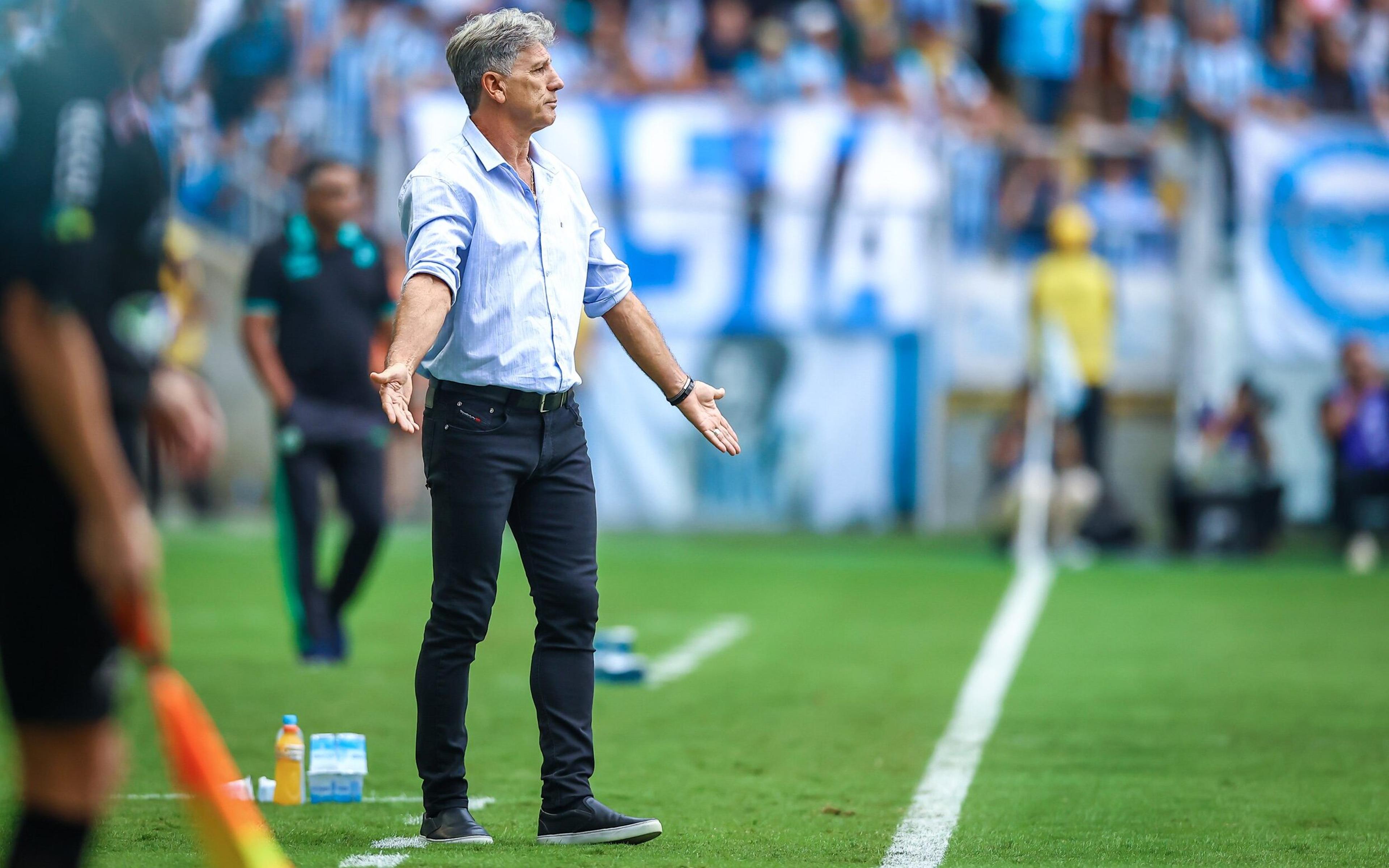 Renato Gaúcho conquista 10º título pelo Grêmio e iguala recorde de técnico com mais taças do clube