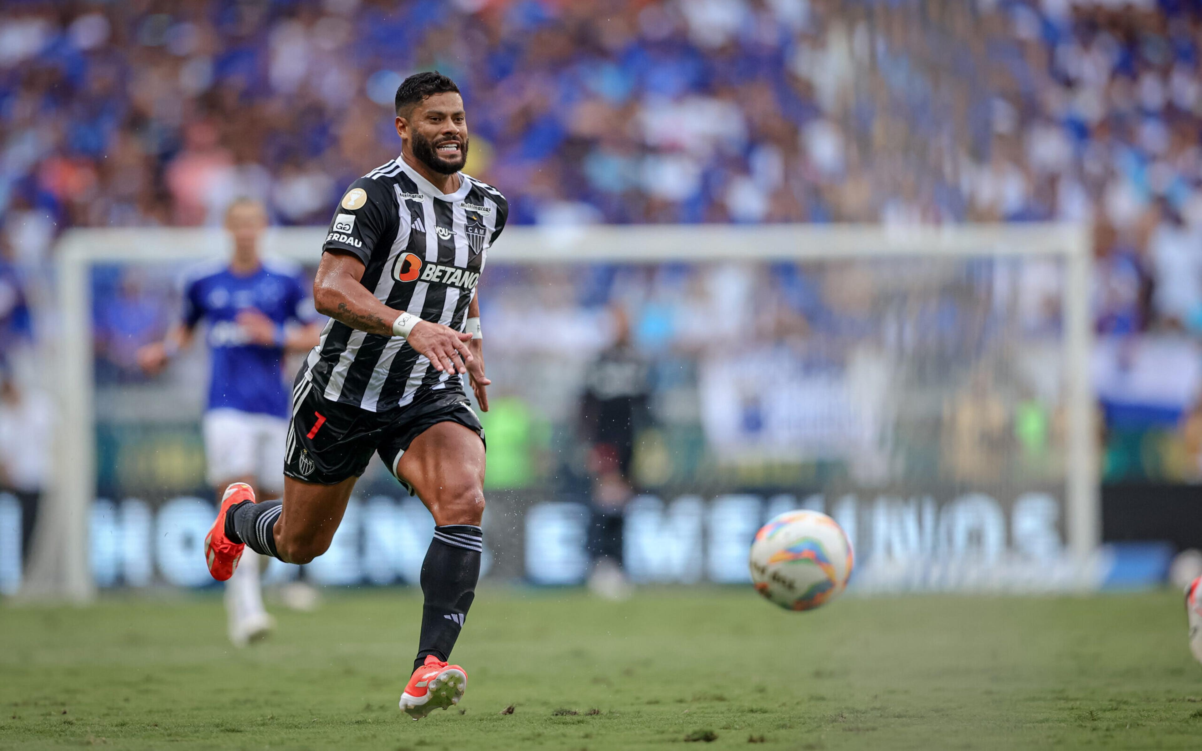 Torcedores detonam Hulk por cavar pênalti para Atlético-MG na final do Mineiro: ‘Ridículo’