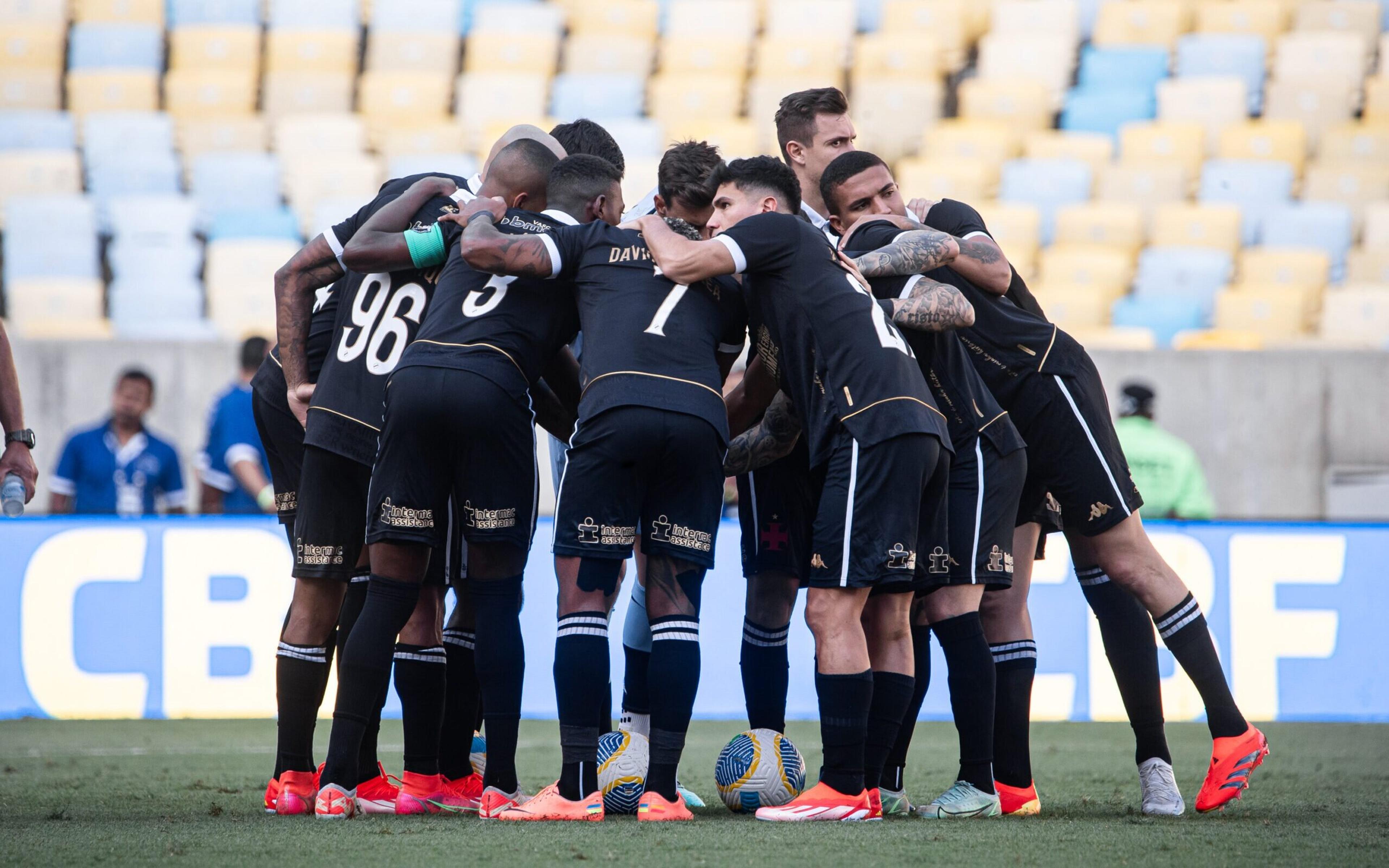 Torcedores do Vasco elegem a pior atuação no clássico contra o Fluminense pelo Brasileirão