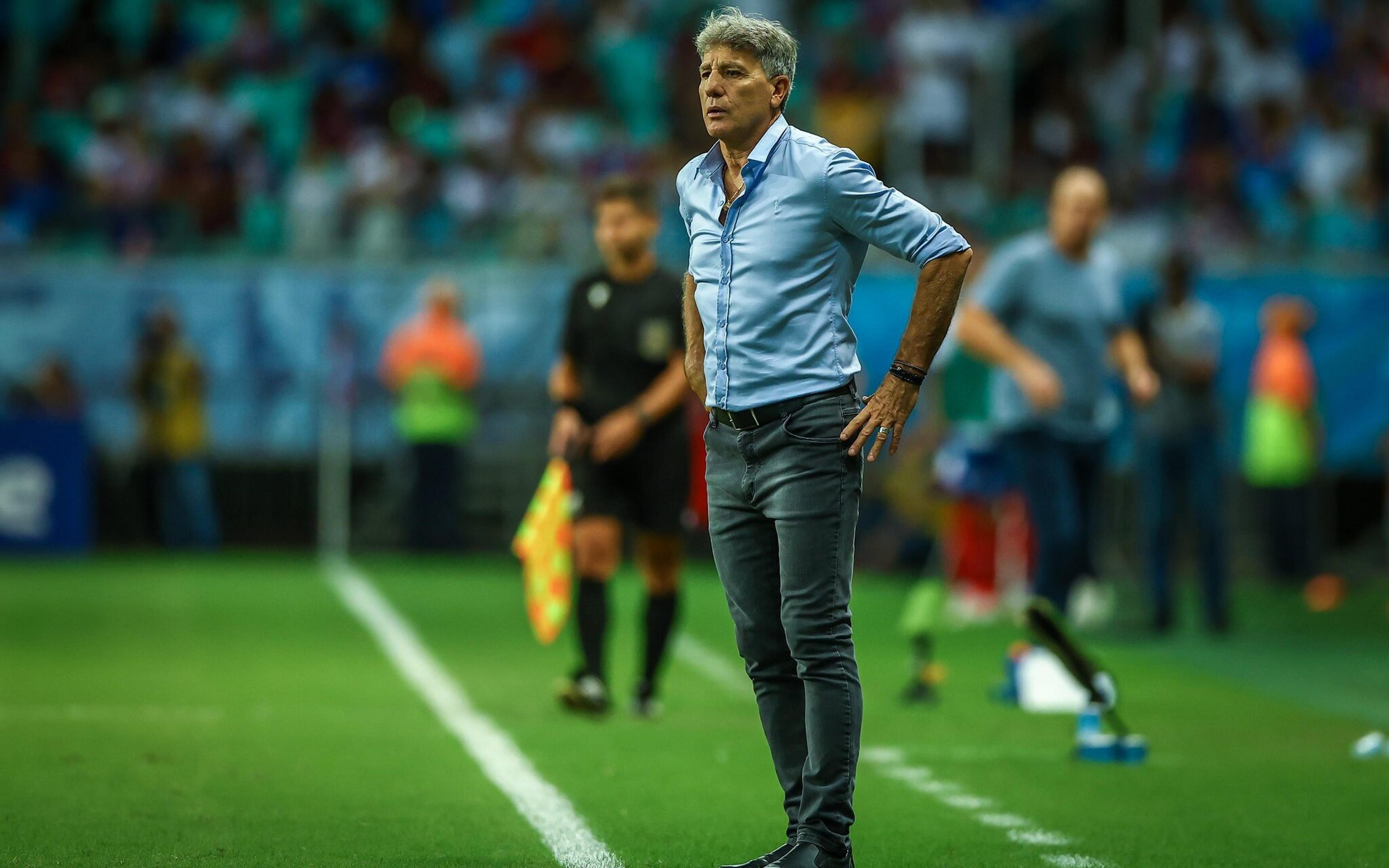 Galvão detona arbitragem em derrota do Grêmio e ‘ameniza’ reação de Renato Gaúcho