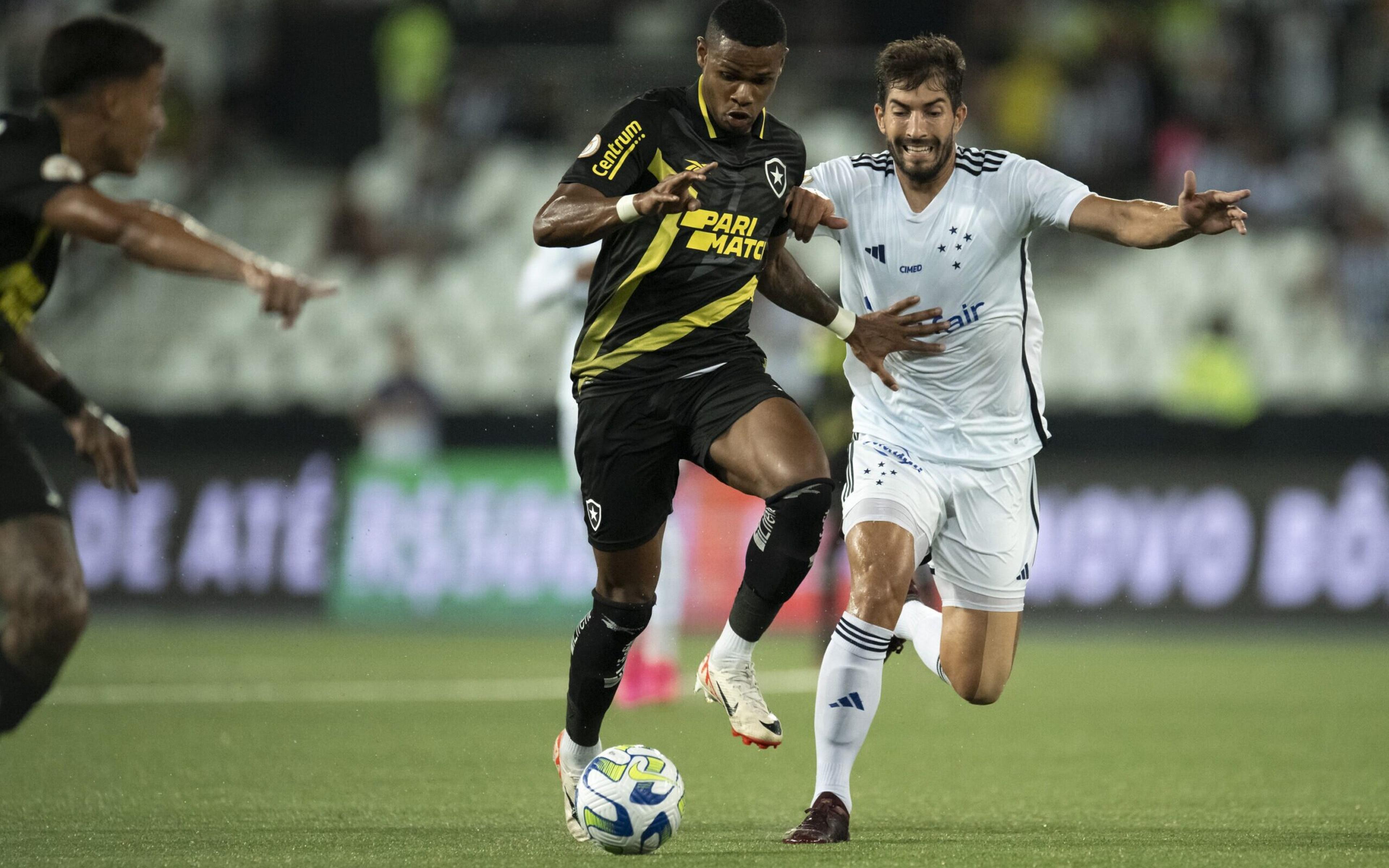 Cruzeiro x Botafogo: onde assistir, horário e escalações do jogo pelo Brasileirão