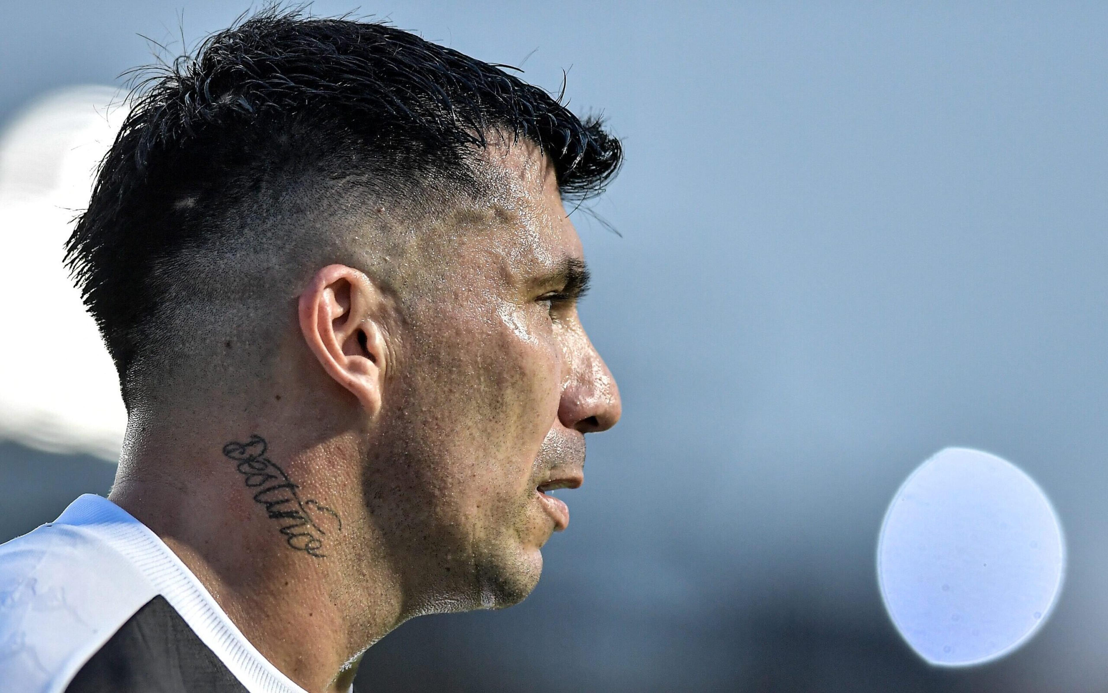 Bragantino x Vasco: Medel viaja para o Chile e vira dúvida para o jogo