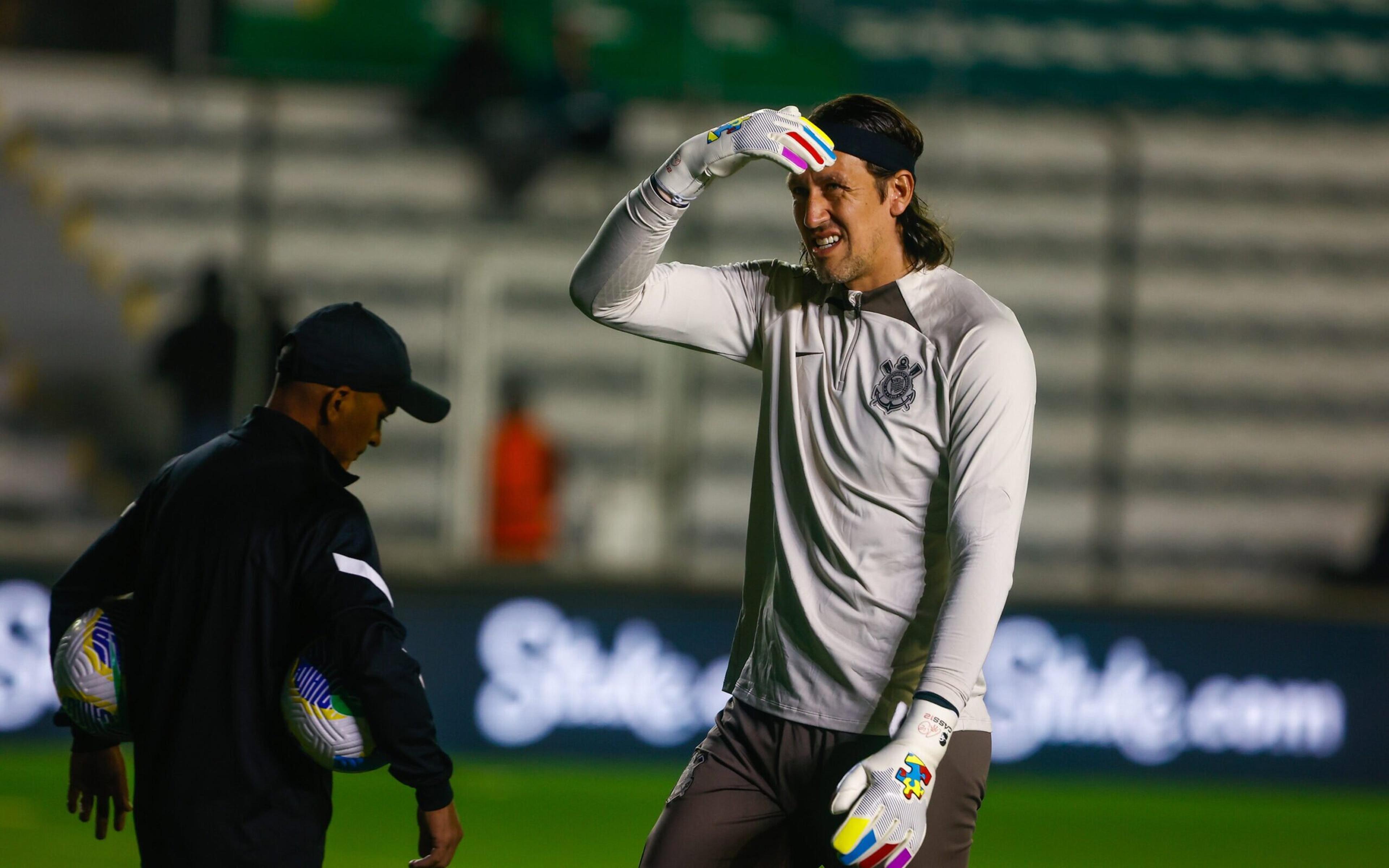 Torcedores do Corinthians se revoltam com falhas de Cássio: ‘Não dá mais’