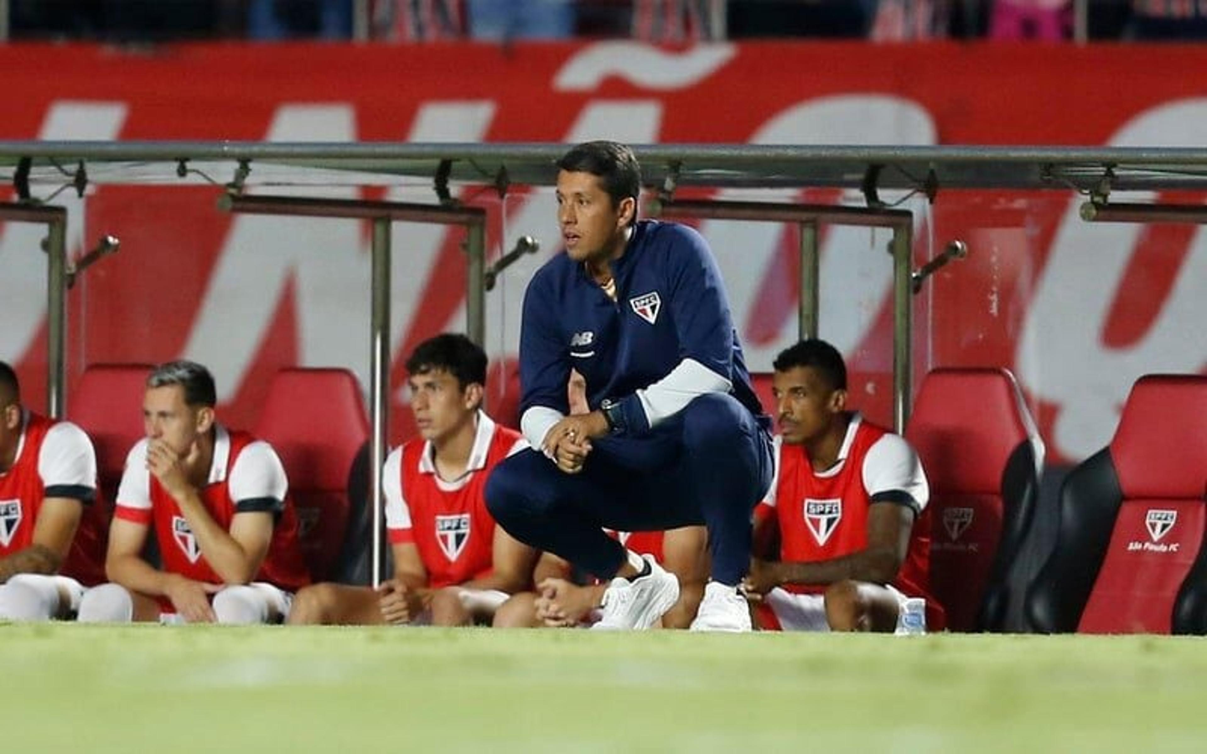 São Paulo perde três jogadores por lesão contra o Talleres, e Carpini toma decisão polêmica