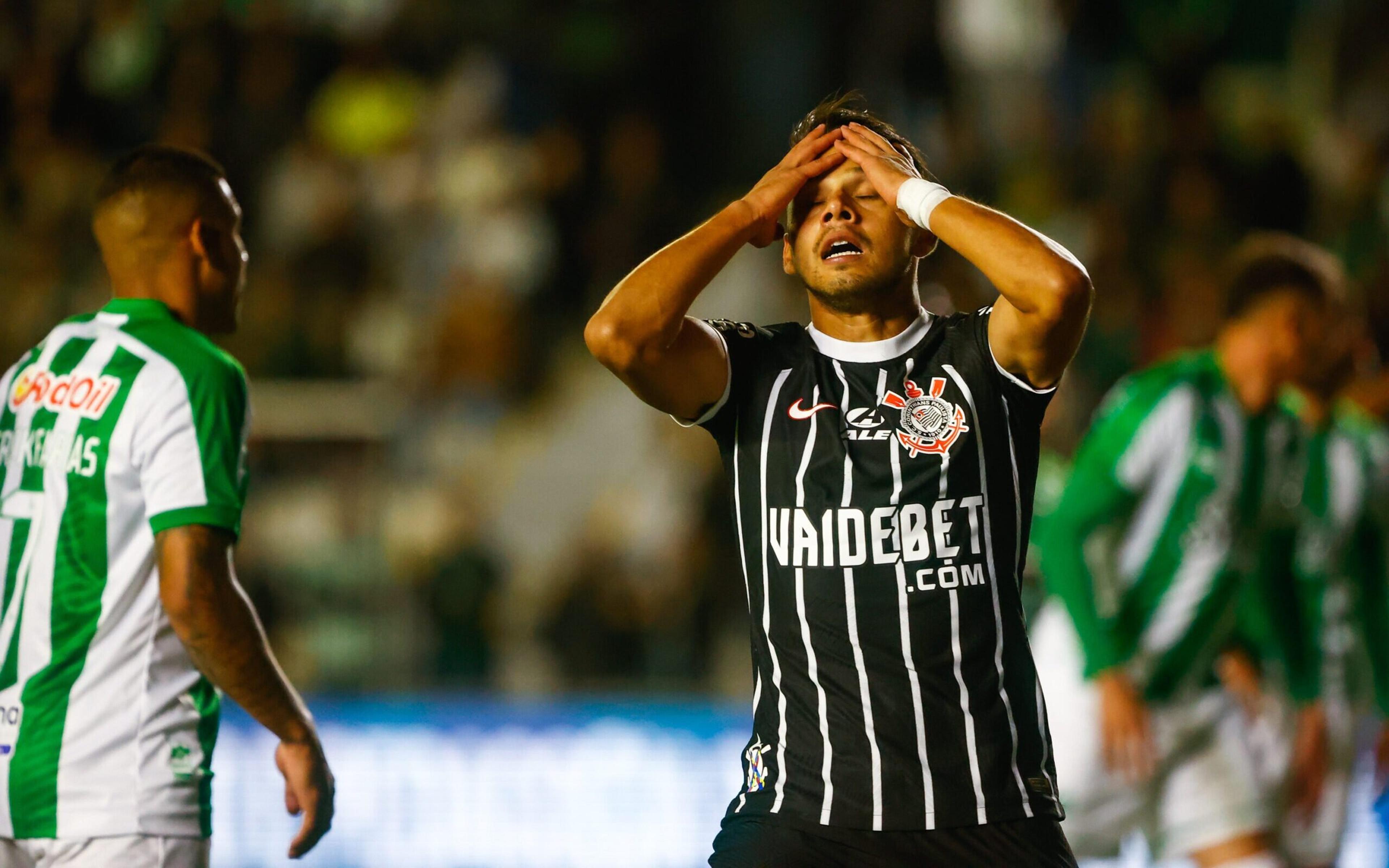 Com falhas de Cássio, Corinthians é derrotado pelo Juventude no Brasileirão