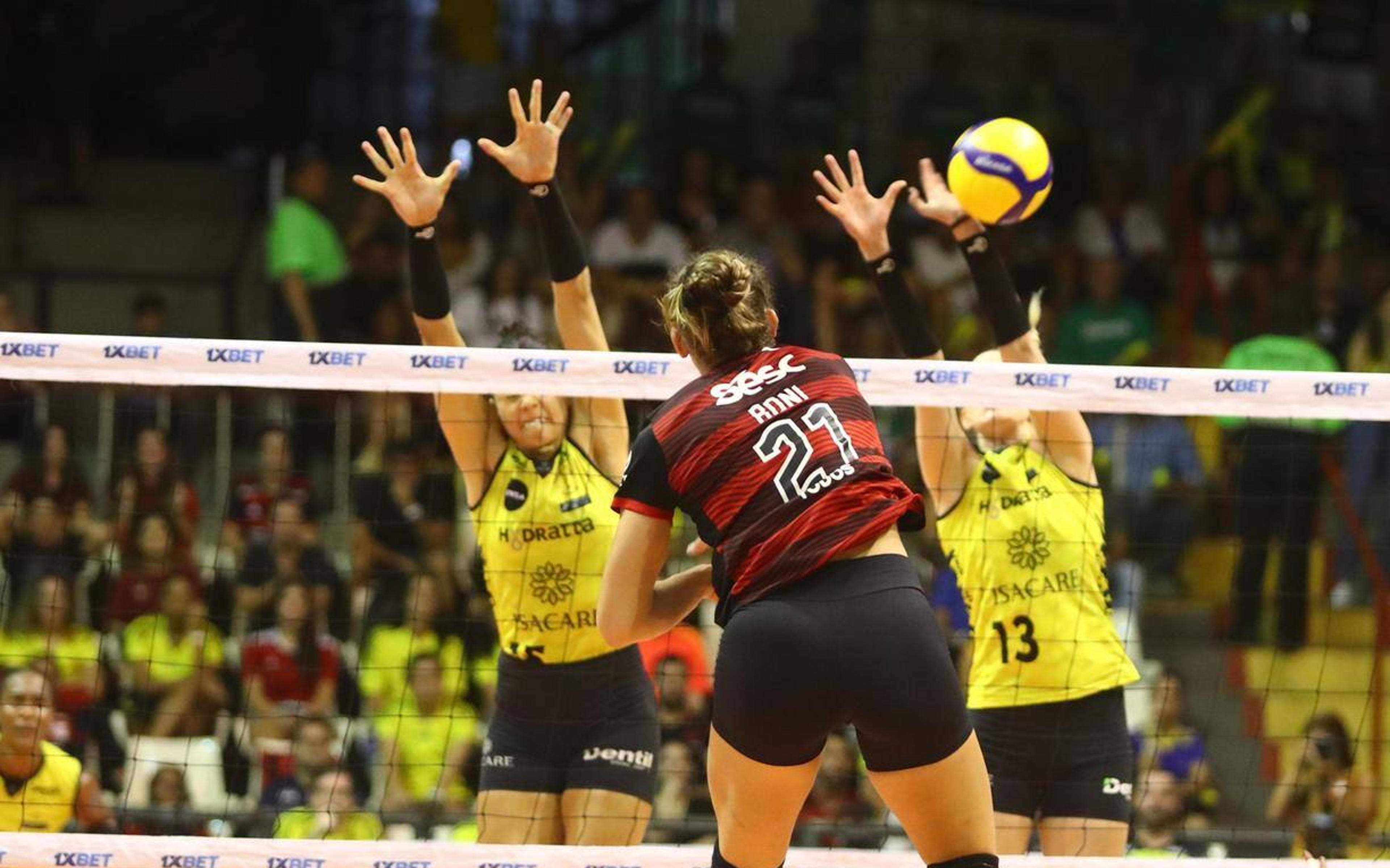 Flamengo x Praia Clube: onde assistir e horário da partida pela semifinal da Superliga Feminina