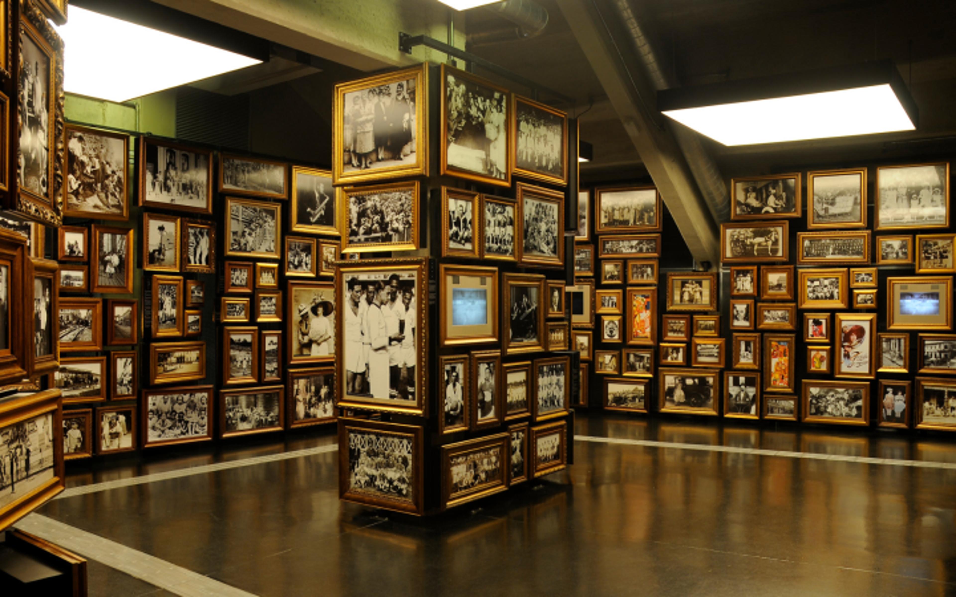 Museu do Futebol recebe a Panini para lançamento de álbum