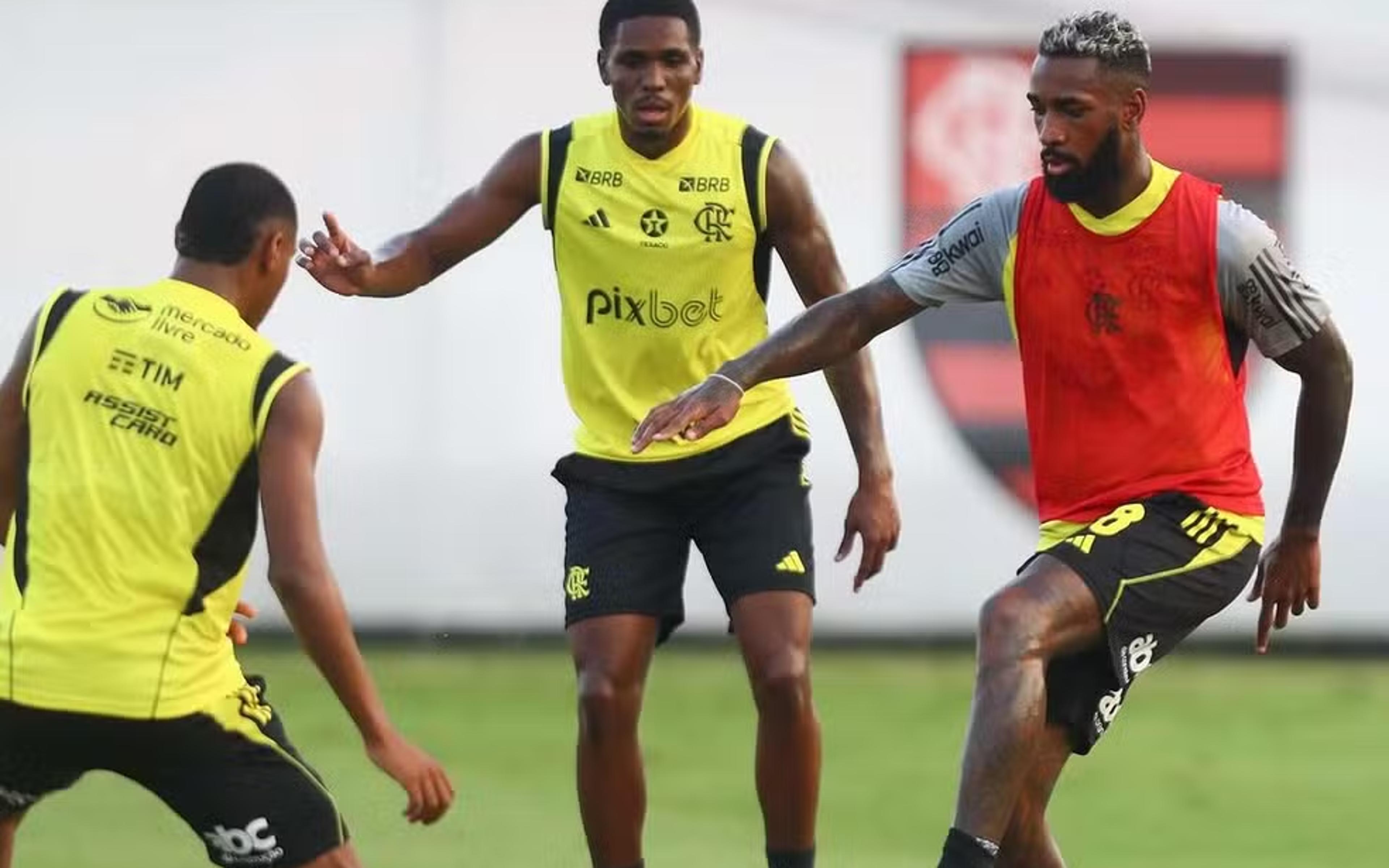 Gerson volta a treinar pelo Flamengo e retorno do meia aos jogos se aproxima