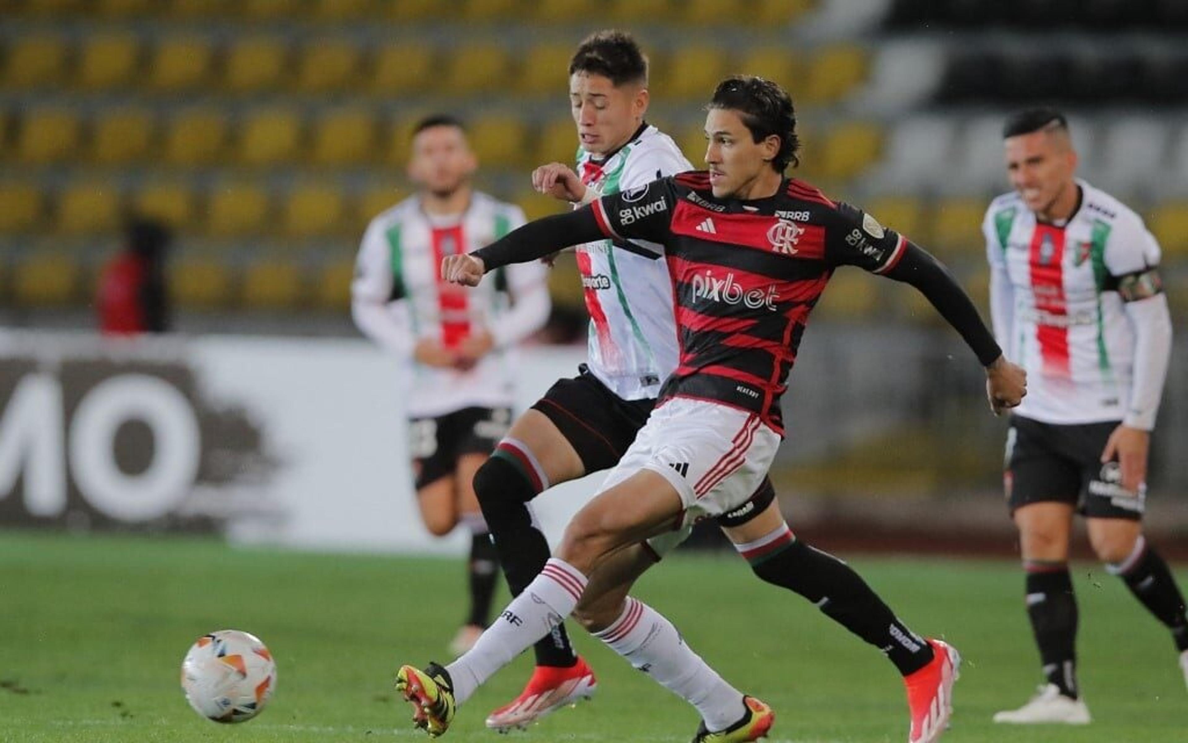 ‘Flamengo parece um grupo que se reuniu meia hora antes da pelada’, diz Eric Faria