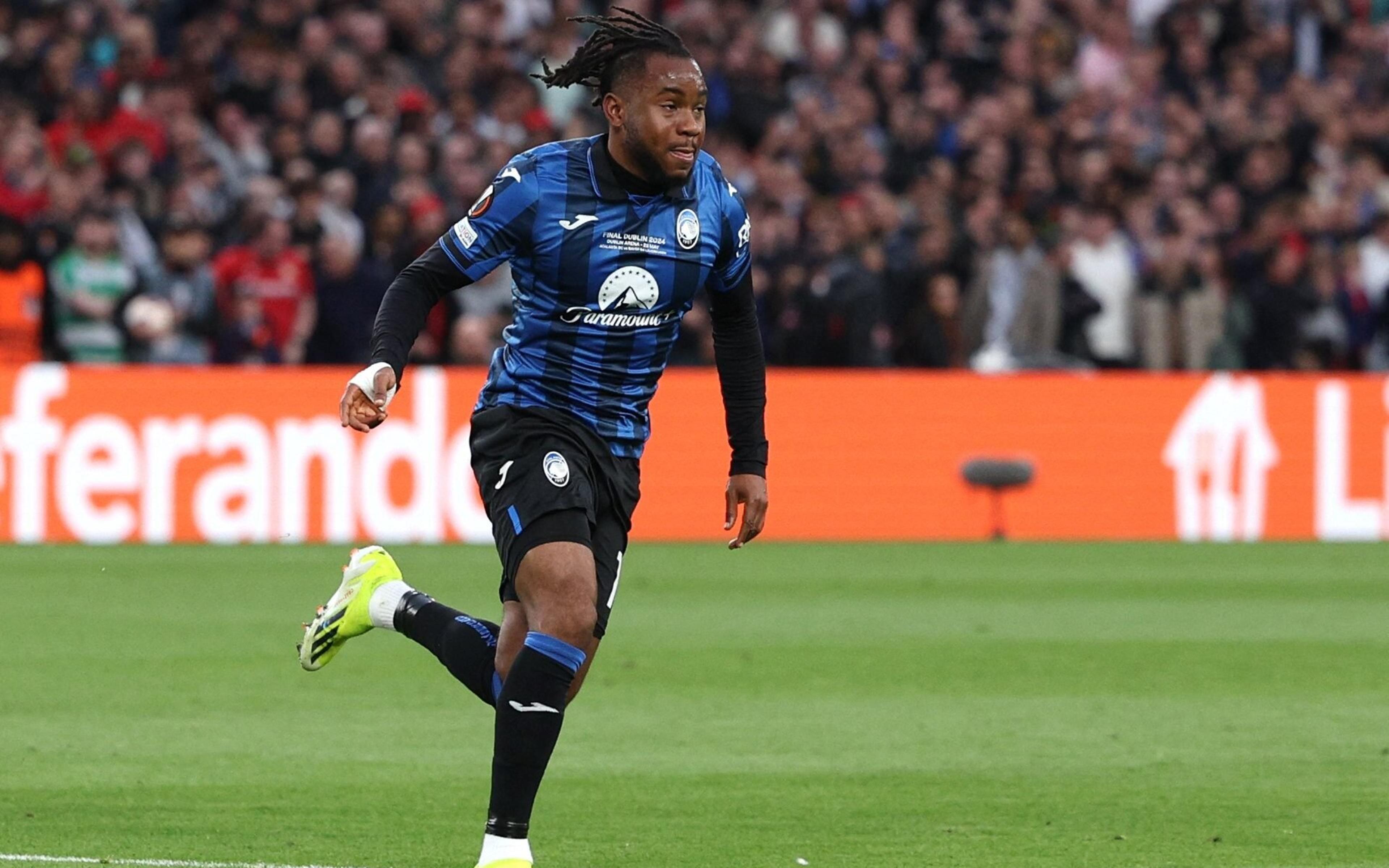 Quem é Ademola Lookman? Conheça o jogador que marcou três gols na final da Europa League 23/24