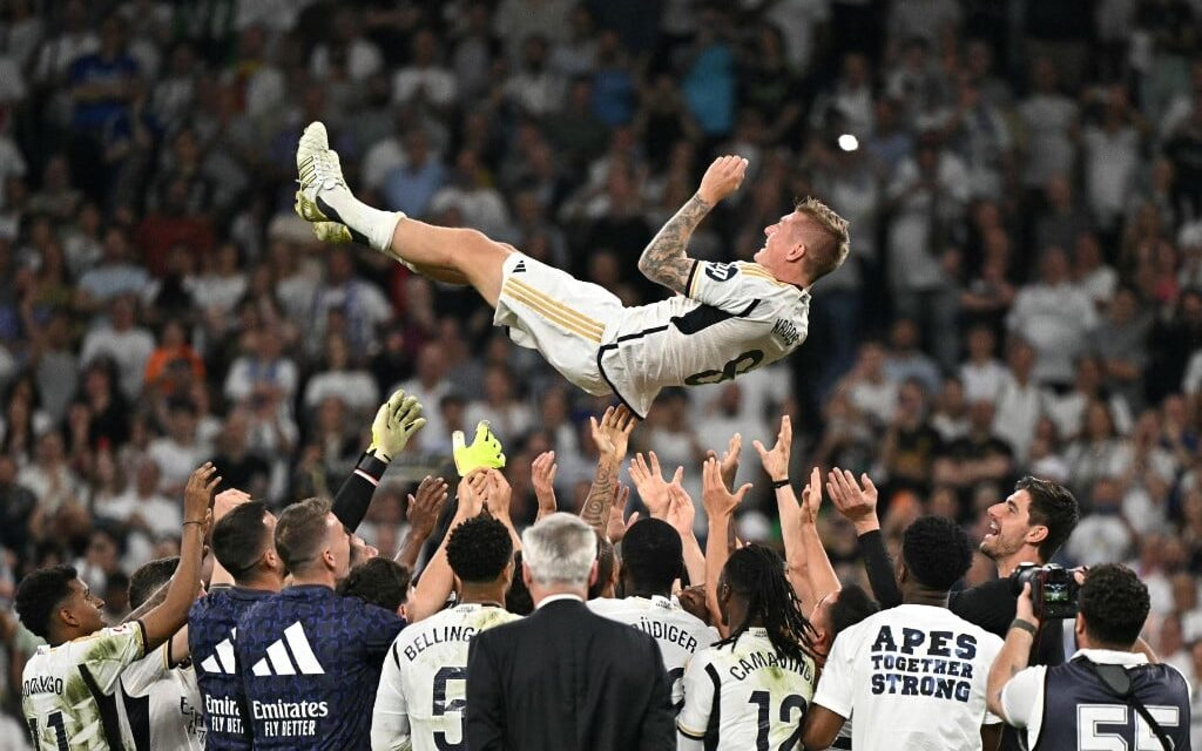 Despedida de Kroos do Bernabéu é marcada por empate; veja a homenagem da torcida, clube e dos jogadores