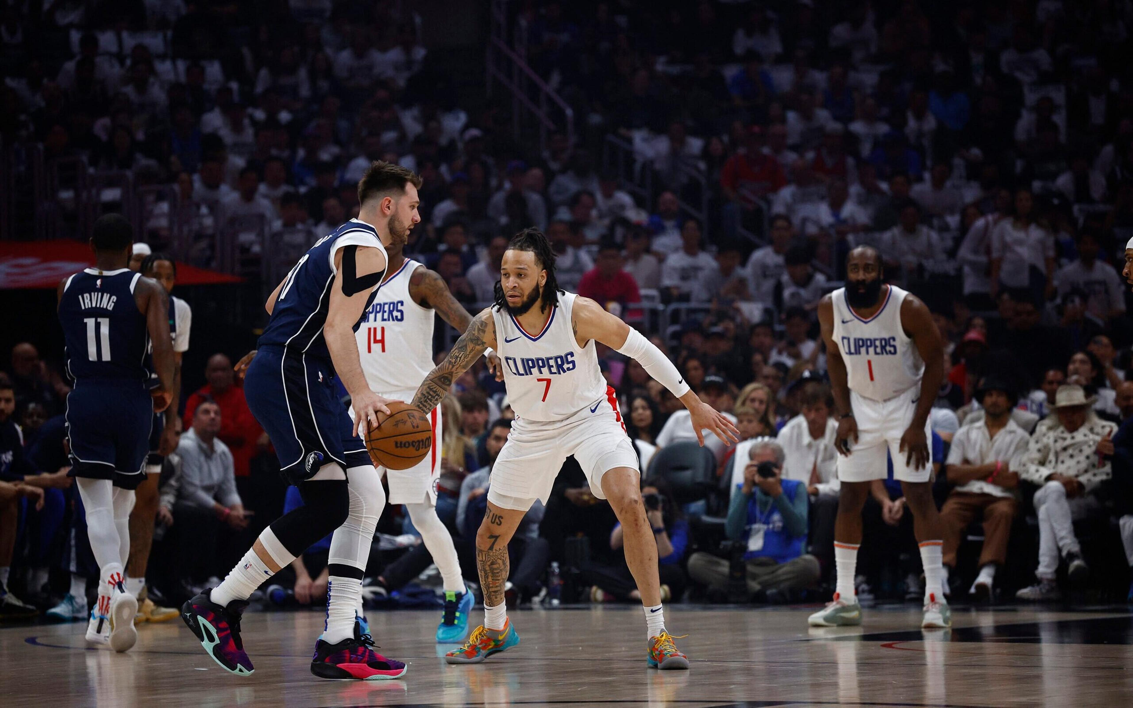 Cavaliers e Mavericks com a mão na vaga! Veja horário e onde assistir aos Playoffs da NBA