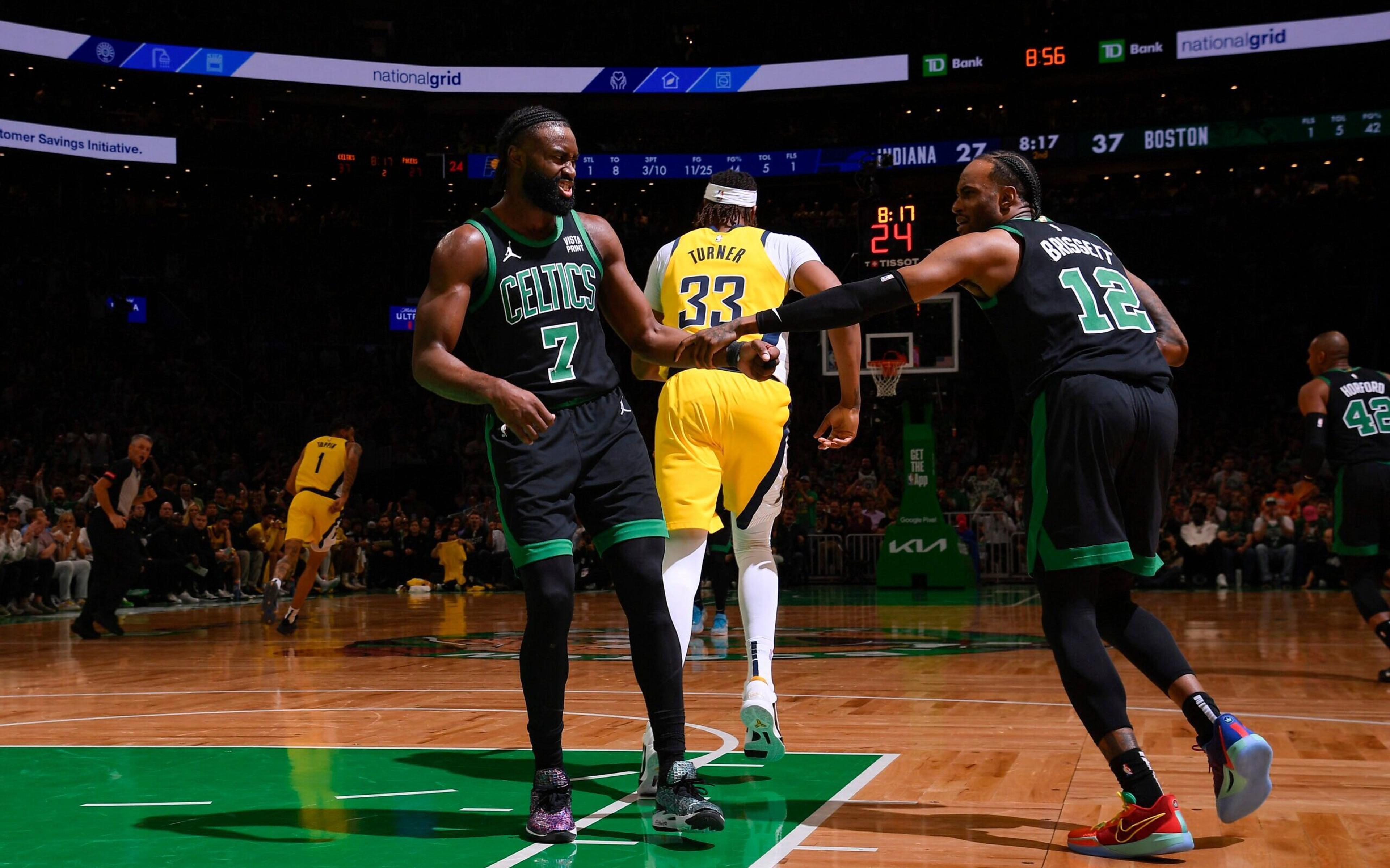 Com atuação histórica de Jaylen Brown, Celtics vencem os Pacers pelos Playoffs da NBA