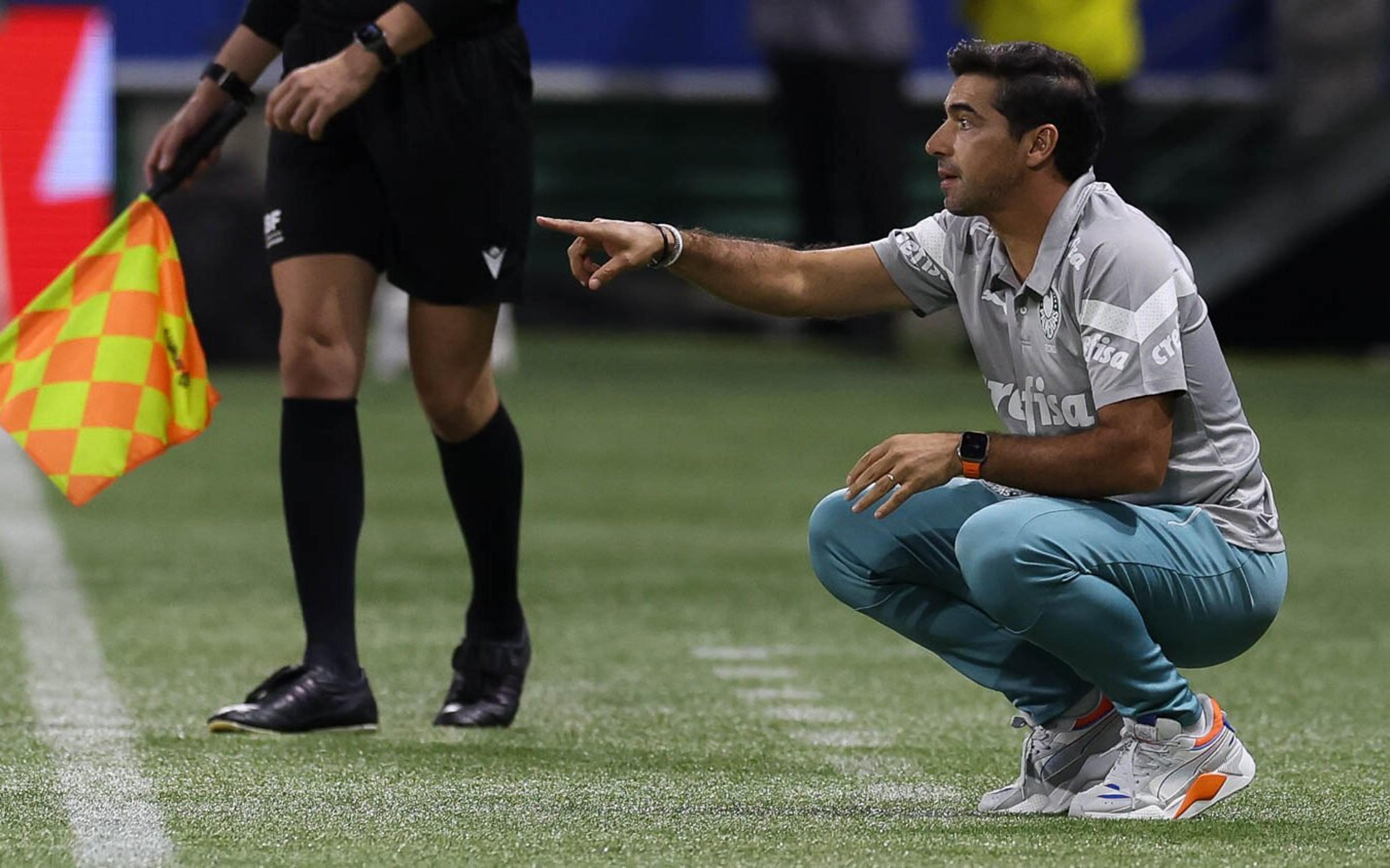 Abel não pensou no time ao escalar Endrick, Estêvão e Luis Guilherme juntos no Palmeiras