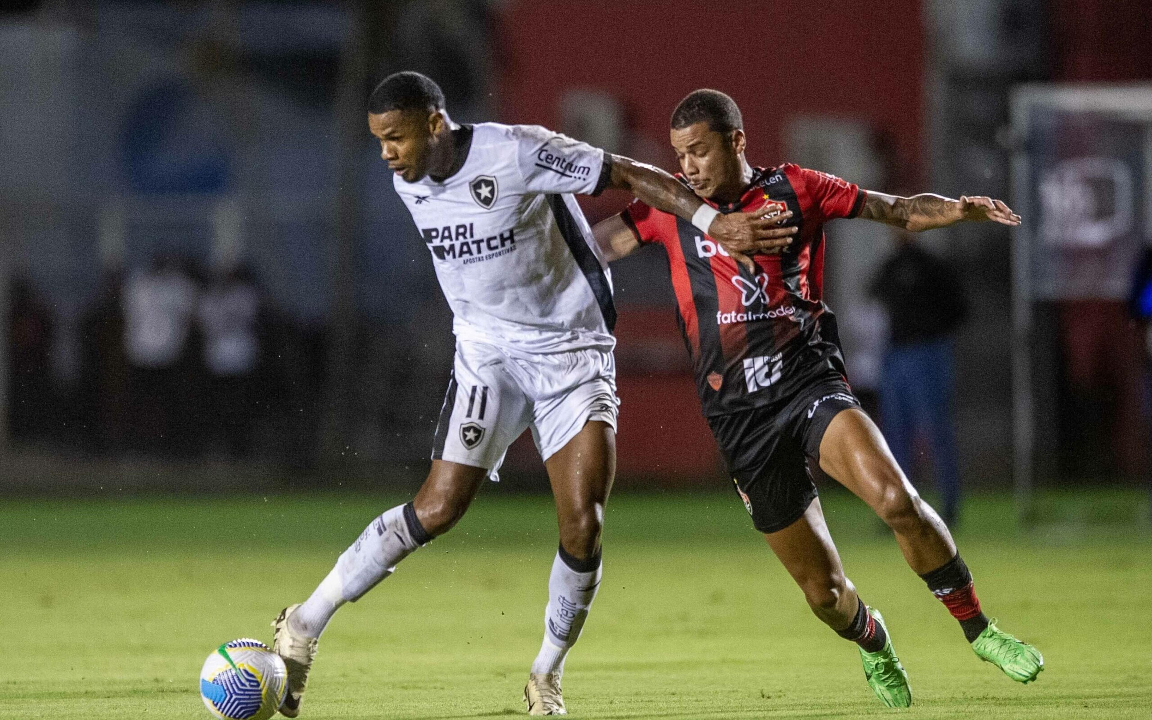 Júnior Santos marca, e Botafogo avança para a oitavas da Copa do Brasil