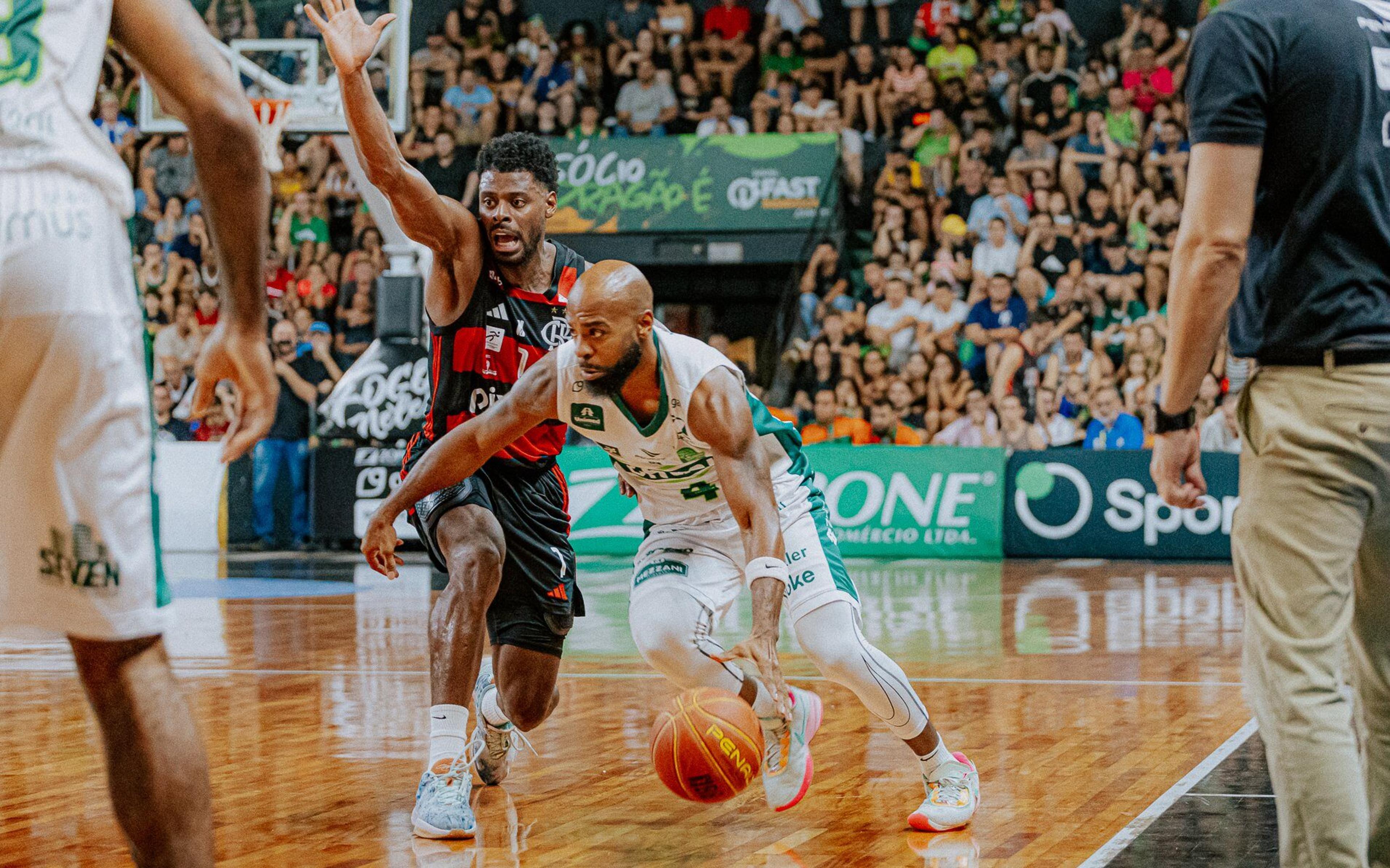 Bauru x Flamengo: onde assistir ao vivo e horário da semifinal da NBB