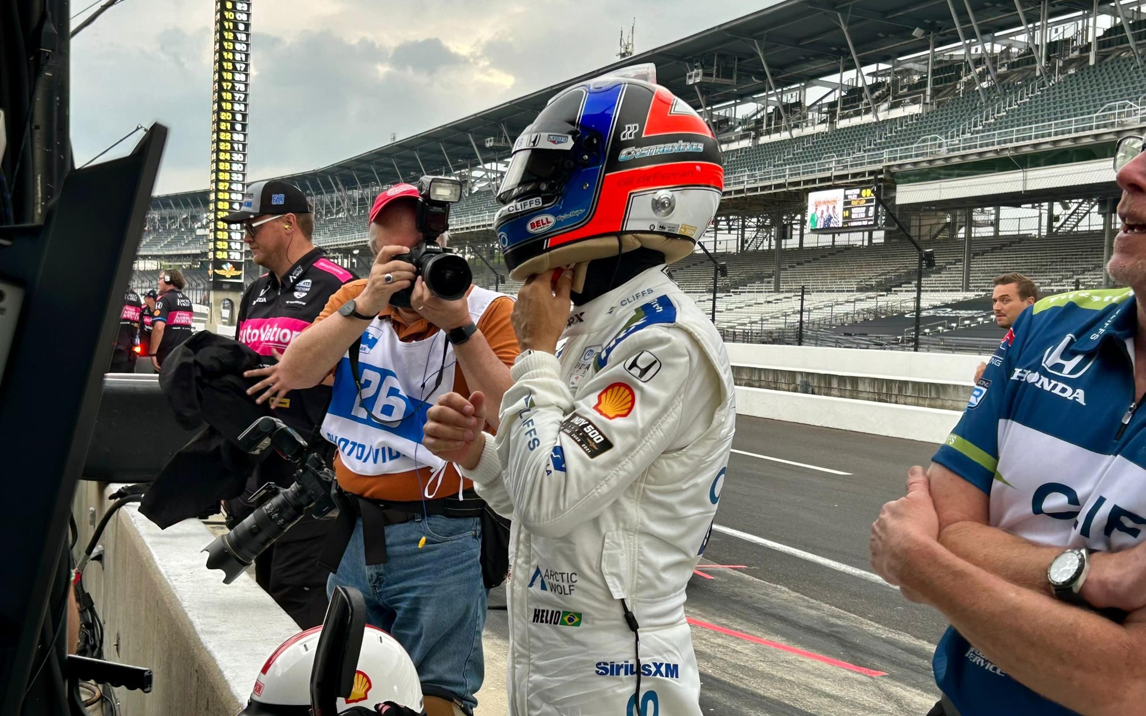 Papo com Castroneves: Gil de Ferran estará comigo na Indy 500