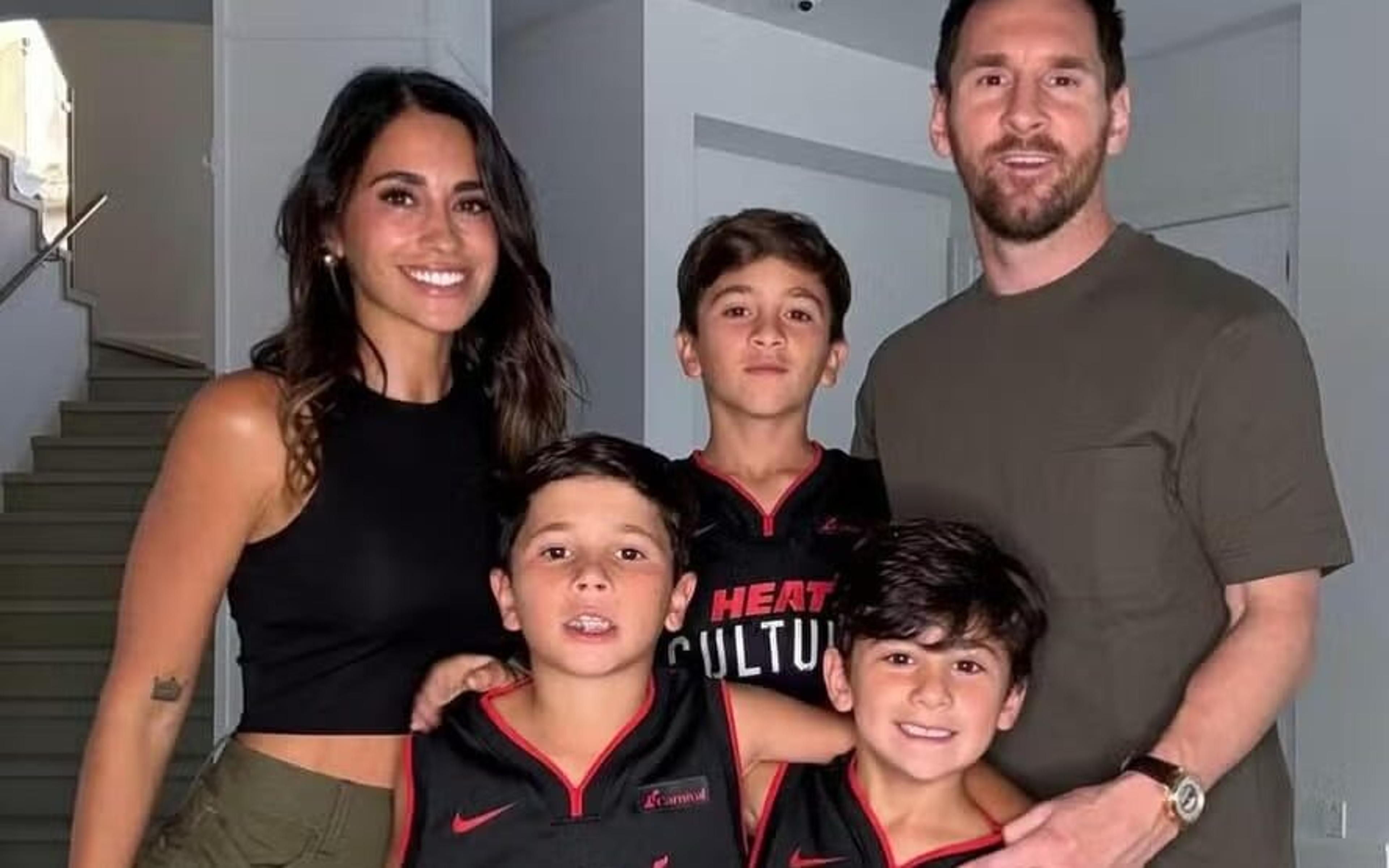 Messi usa relógio milionário em jogo da NBA; veja valores e modelo