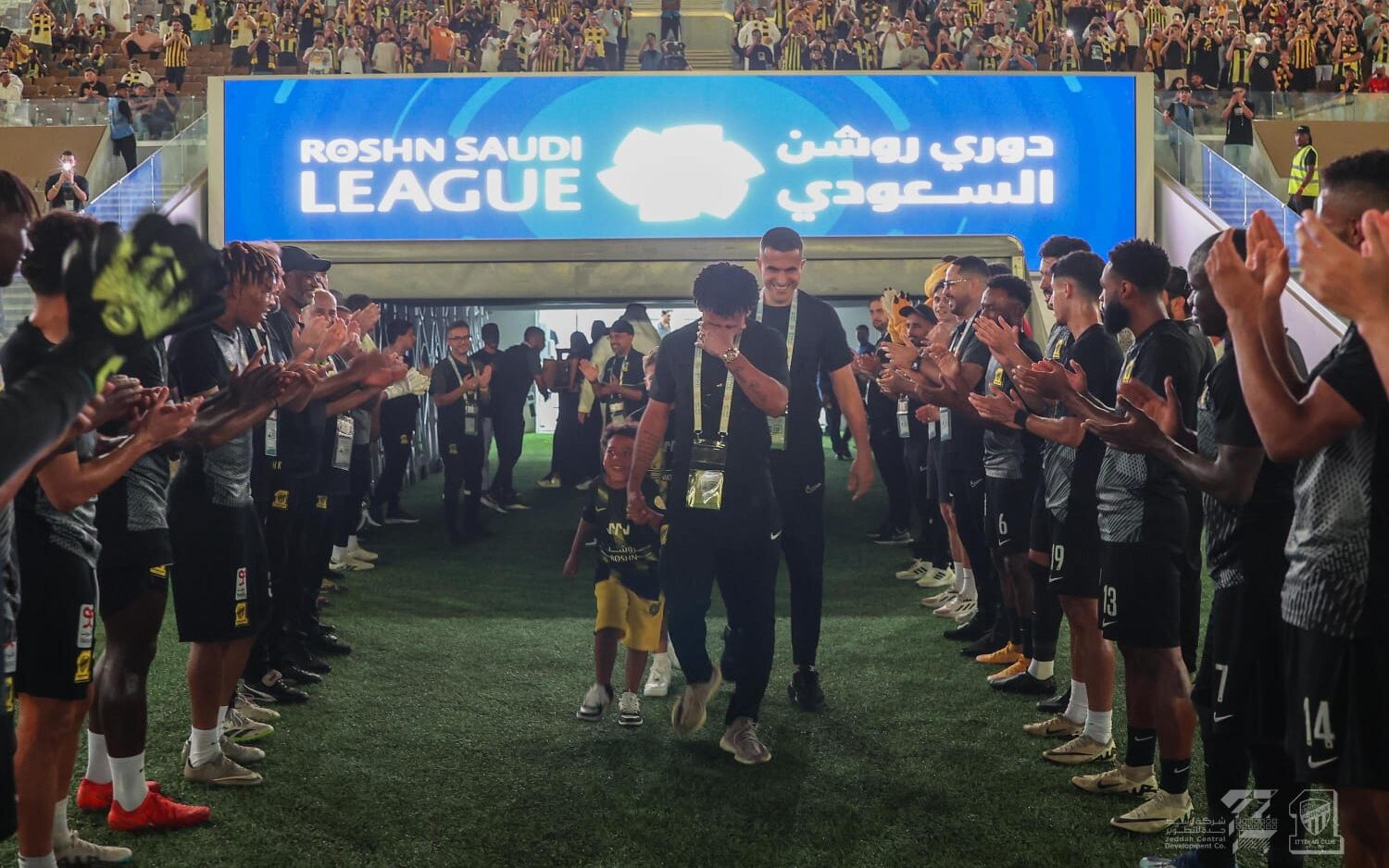 Romarinho e Marcelo Grohe ganham homenagens em despedida do Al-Ittihad; veja!