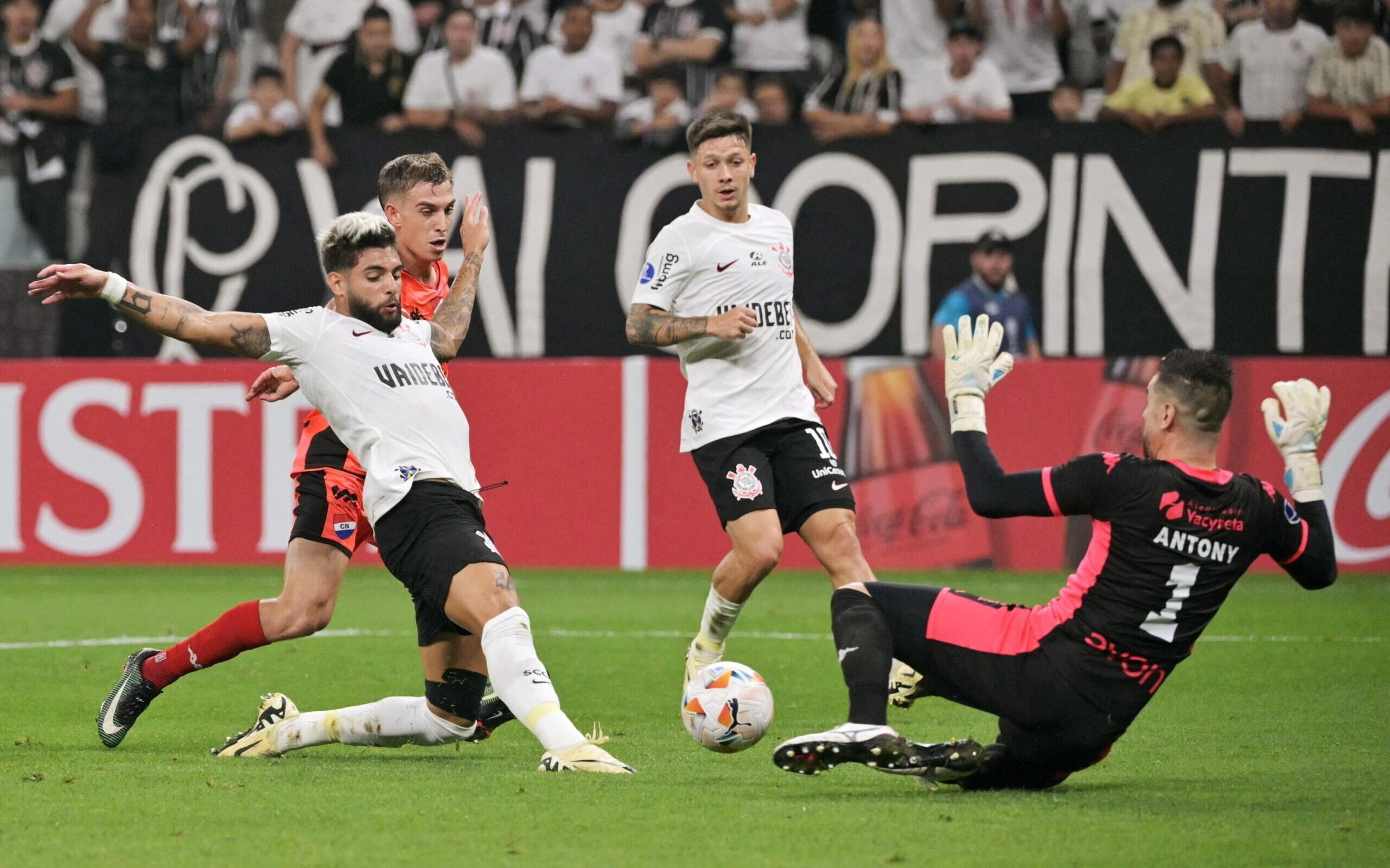 Nacional-PAR x Corinthians: onde assistir ao vivo, escalações e horário do jogo pela Sul-Americana