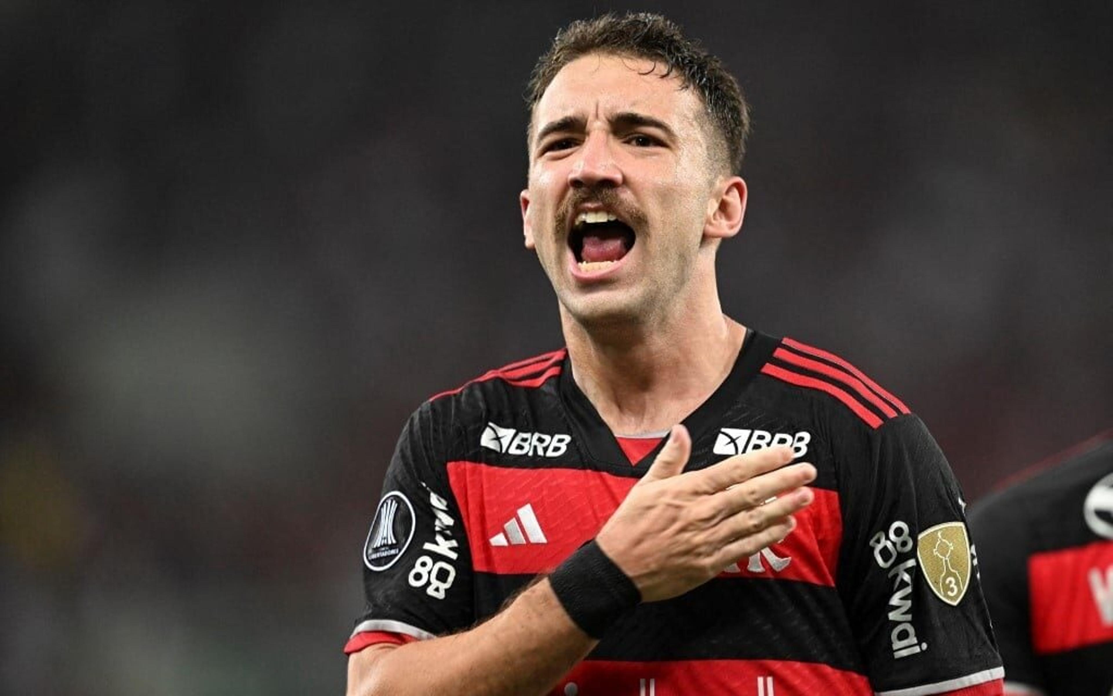 Internautas criticam atuação de Léo Ortiz improvisado no Flamengo: ‘Está com uma âncora’