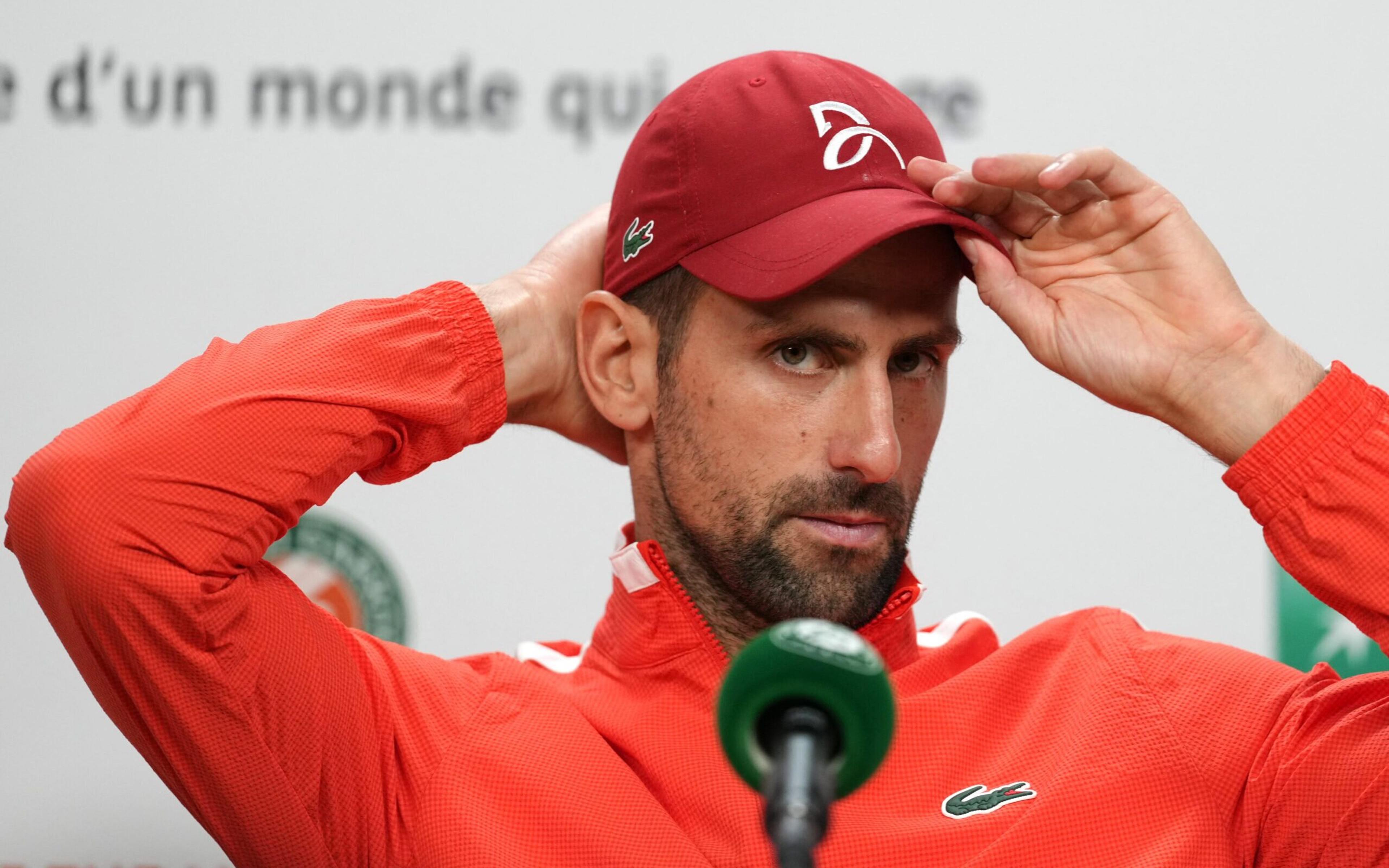 Djokovic cancela treino e passa por exame nesta terça-feira em Roland Garros