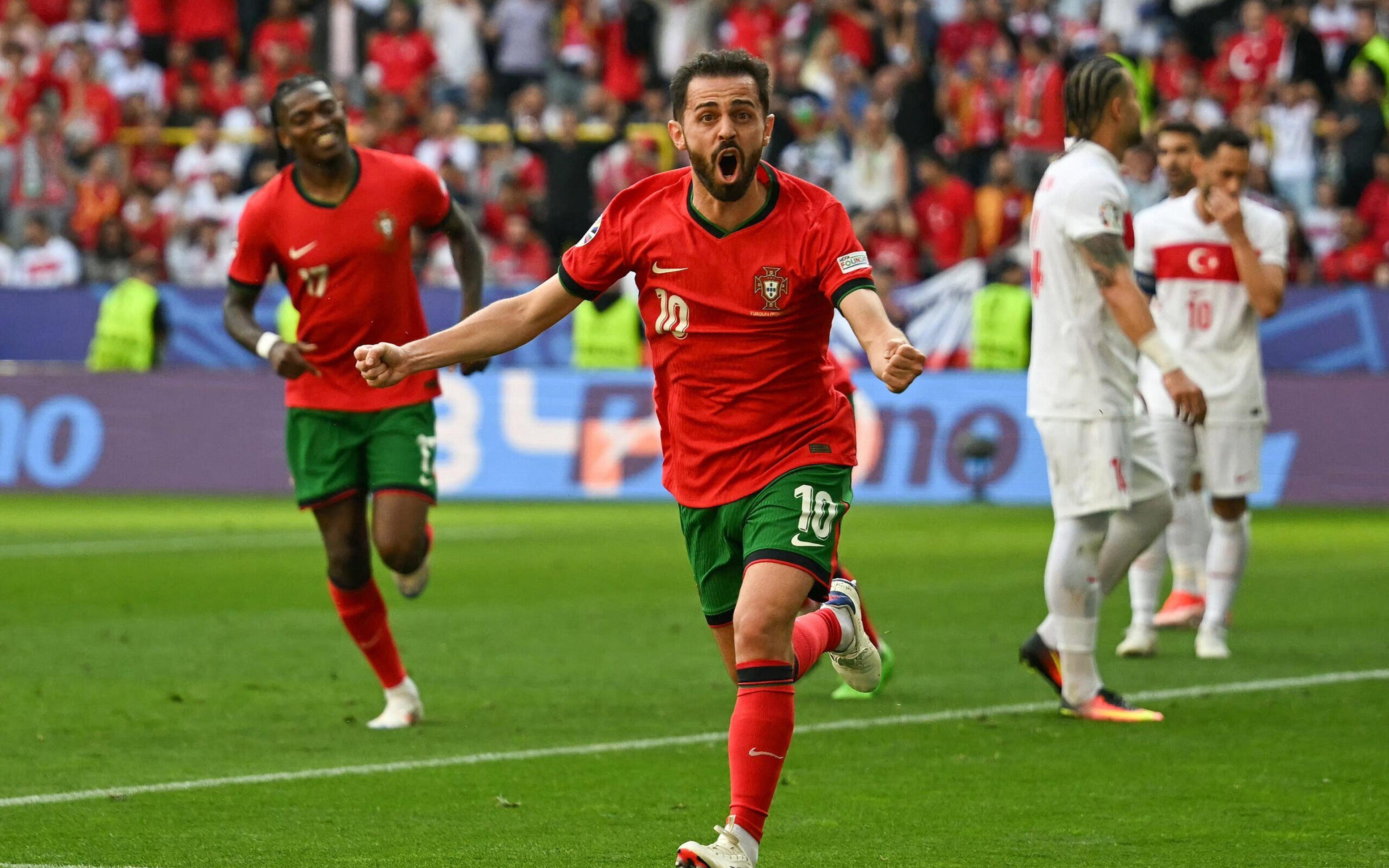 Ao marcar contra a Turquia, Bernardo Silva atinge marca significativa na carreira