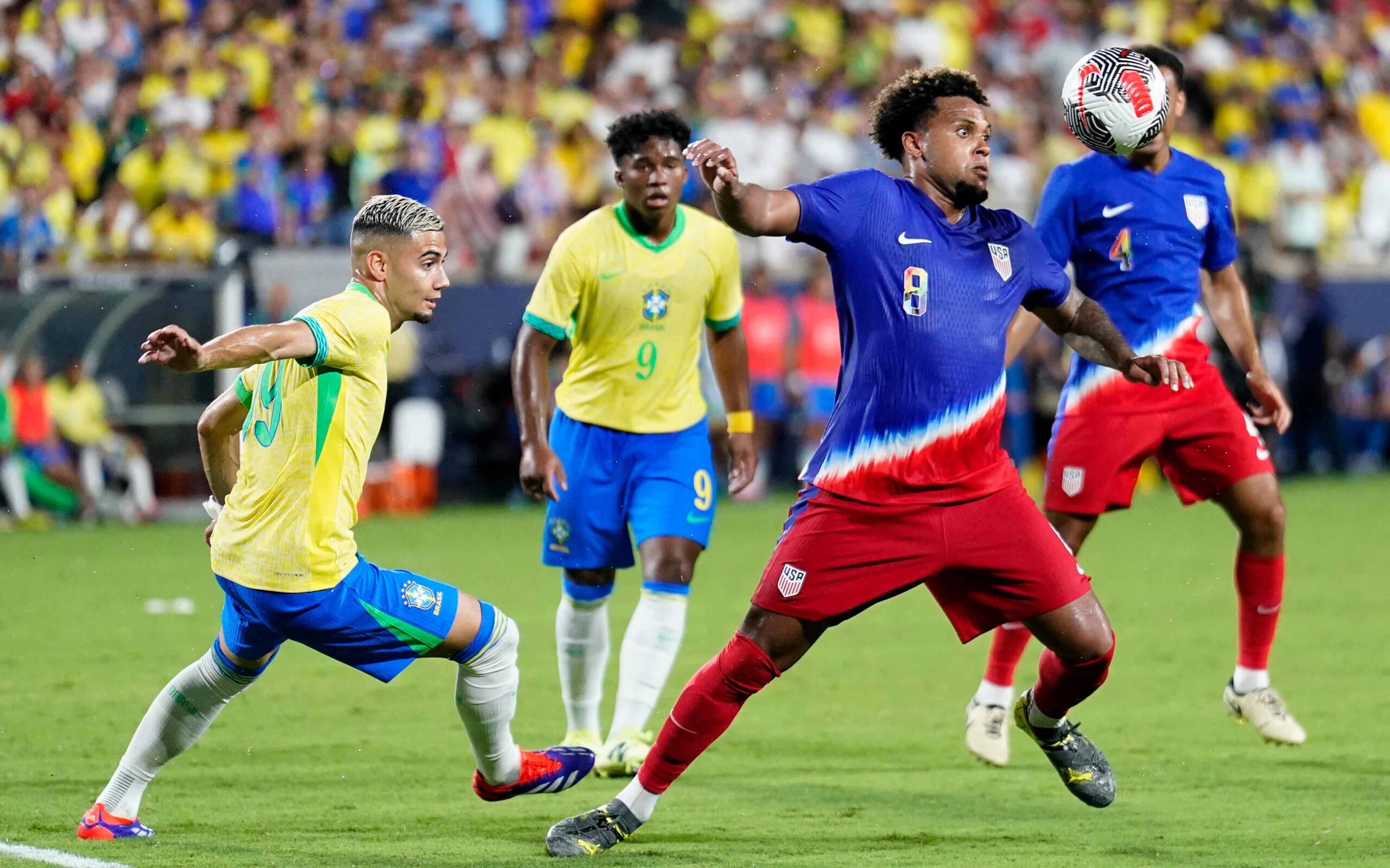 Brasileiros ficam revoltados com a Seleção: ‘Desfile de moda, ego e futebol nada’