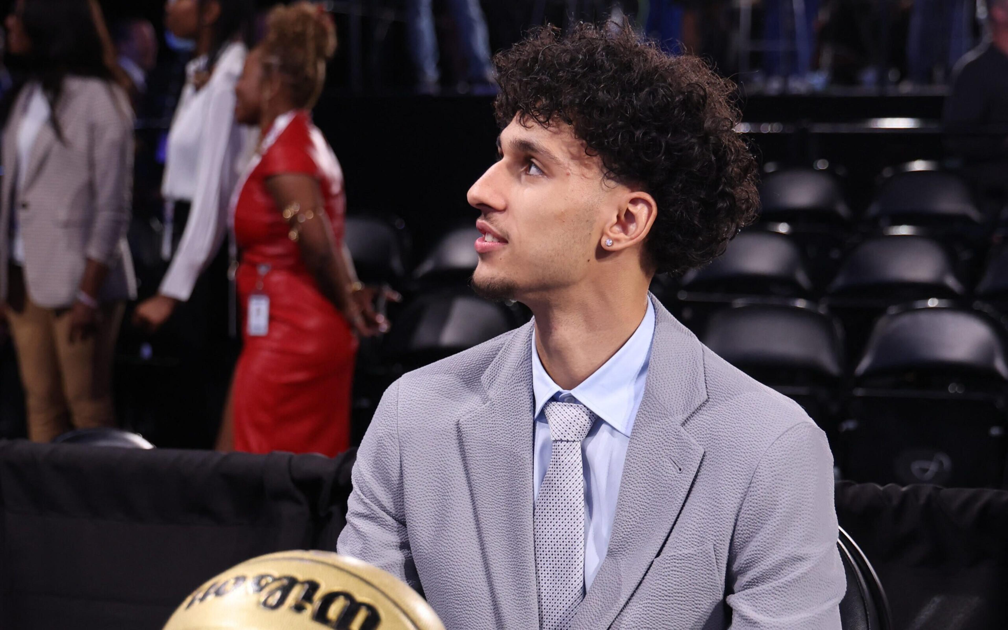 Zaccharie Risacher é escolhido pelo Atlanta Hawks no Draft da NBA de 2024