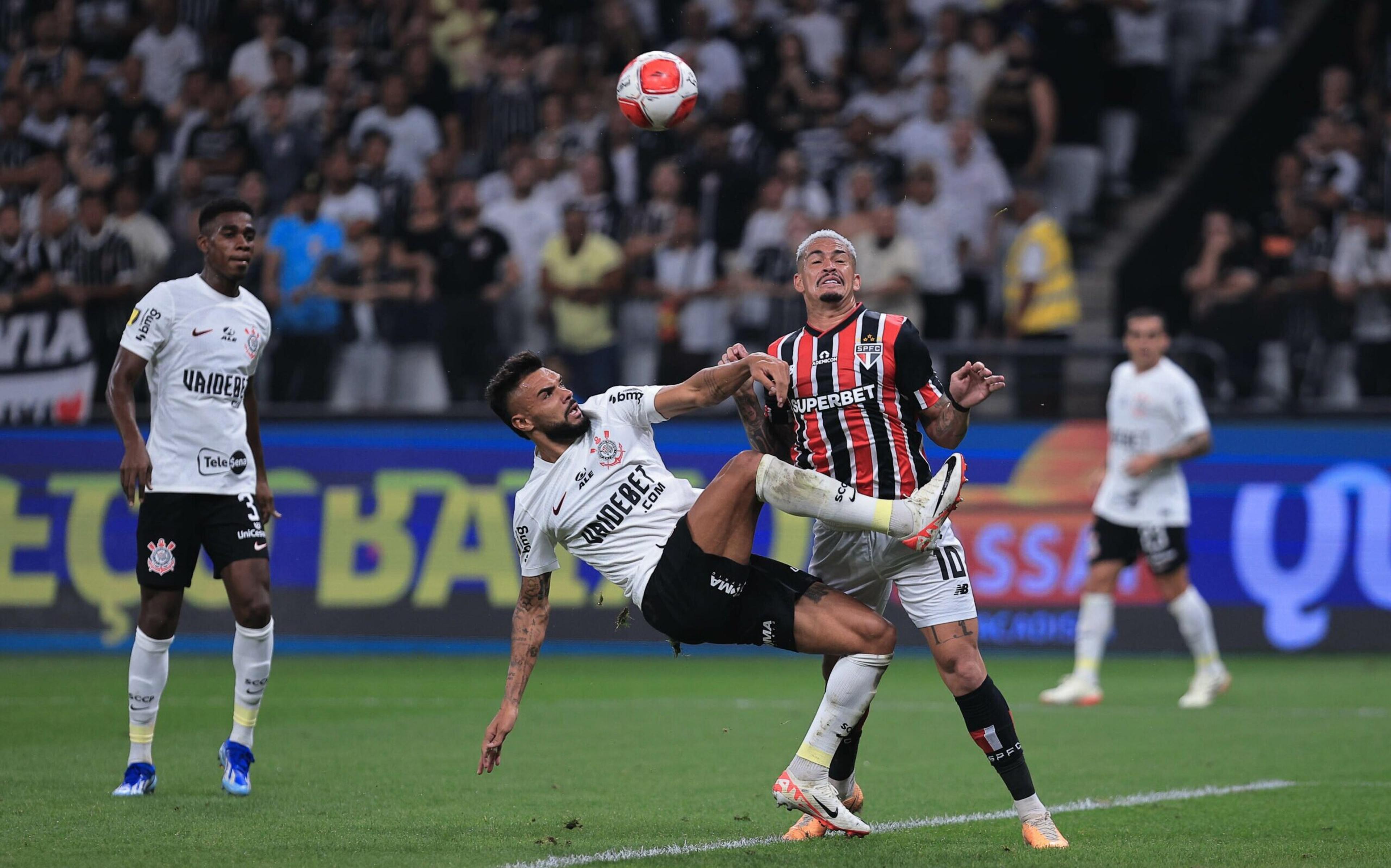 Corinthians x São Paulo: onde assistir ao vivo, horário e escalações do jogo pelo Brasileirão