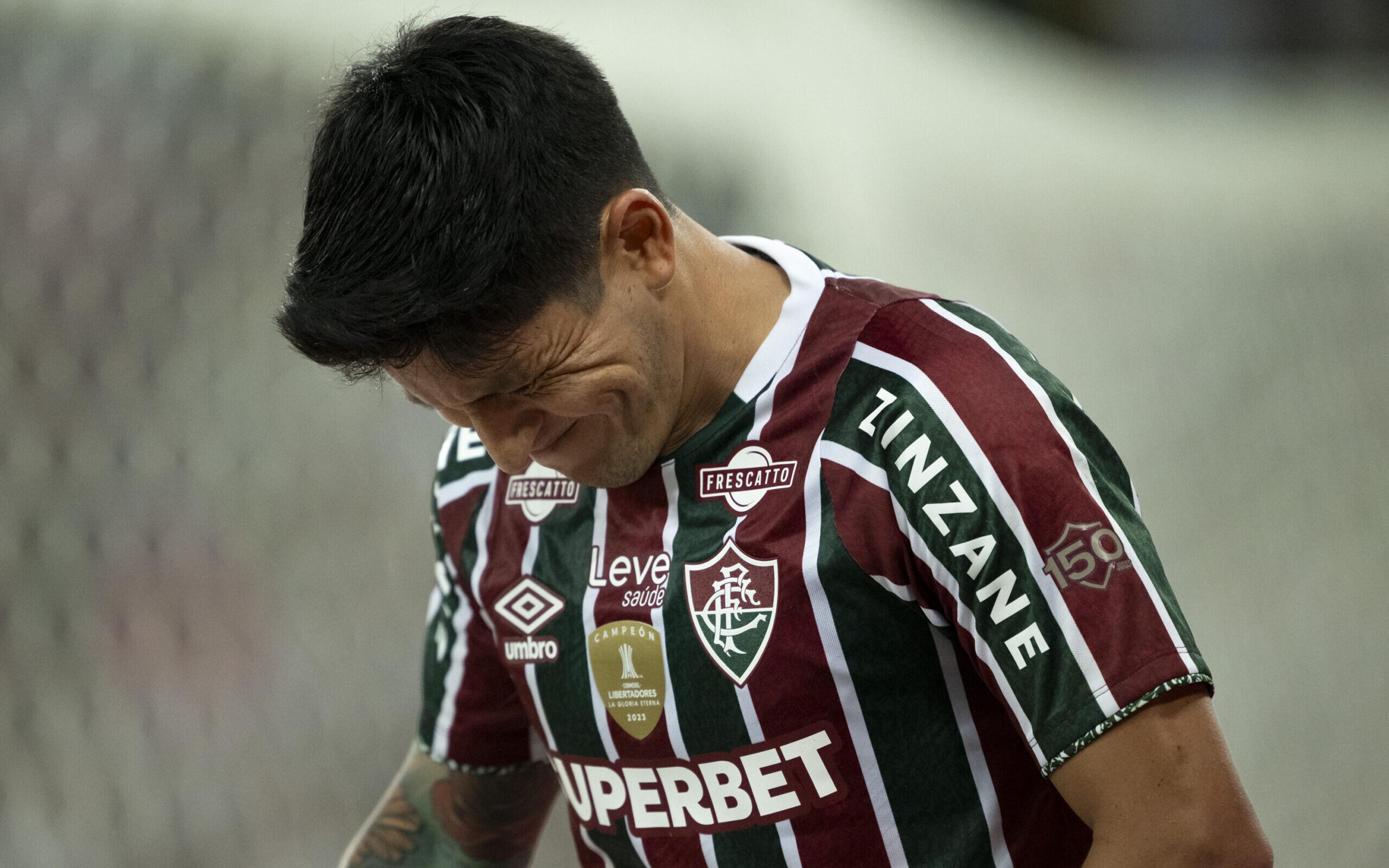 Com dores, Cano, do Fluminense, pode ficar fora do clássico contra o Botafogo; entenda