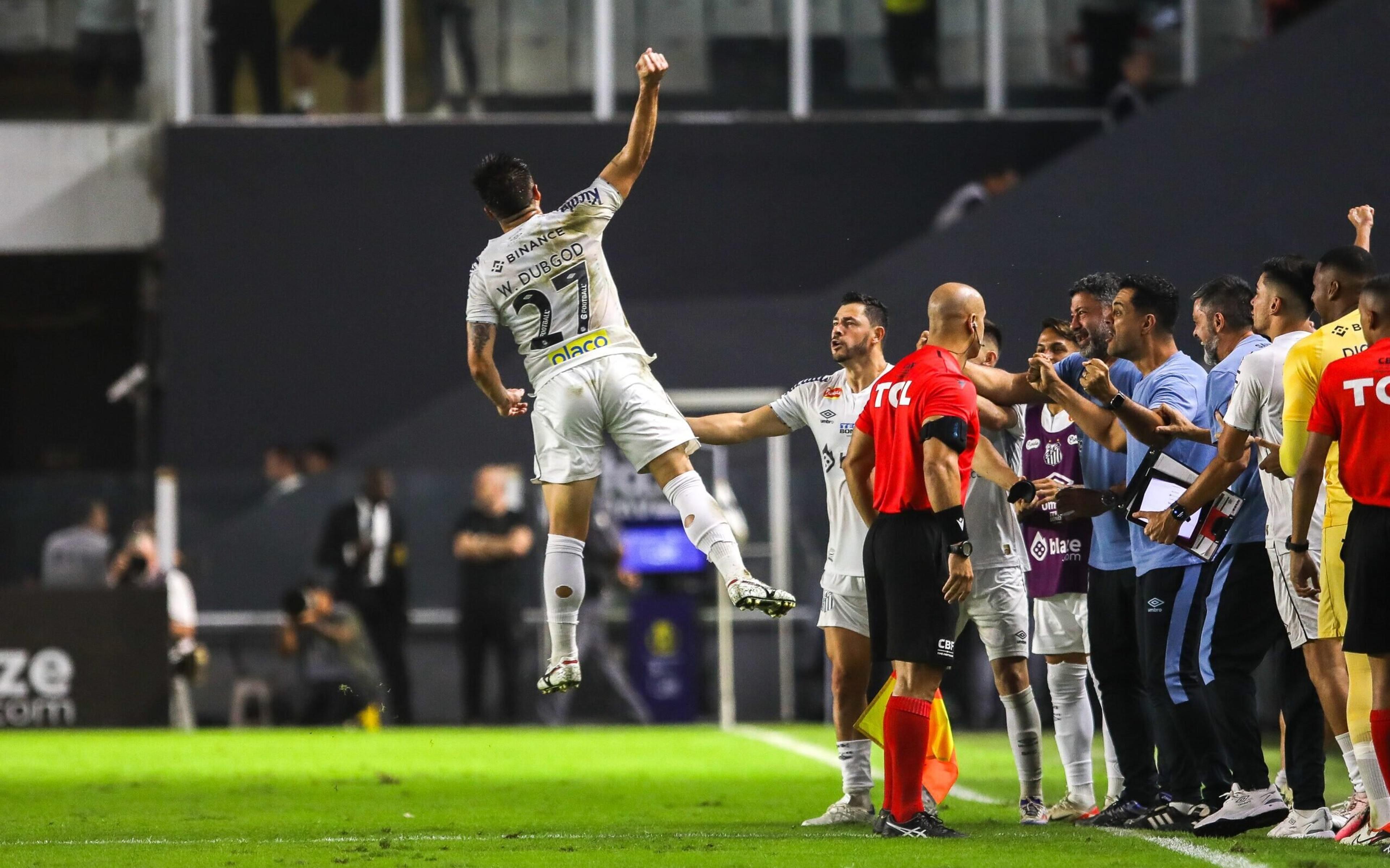 Santos vence o Goiás na Vila Belmiro e encerra sequência negativa na Série B