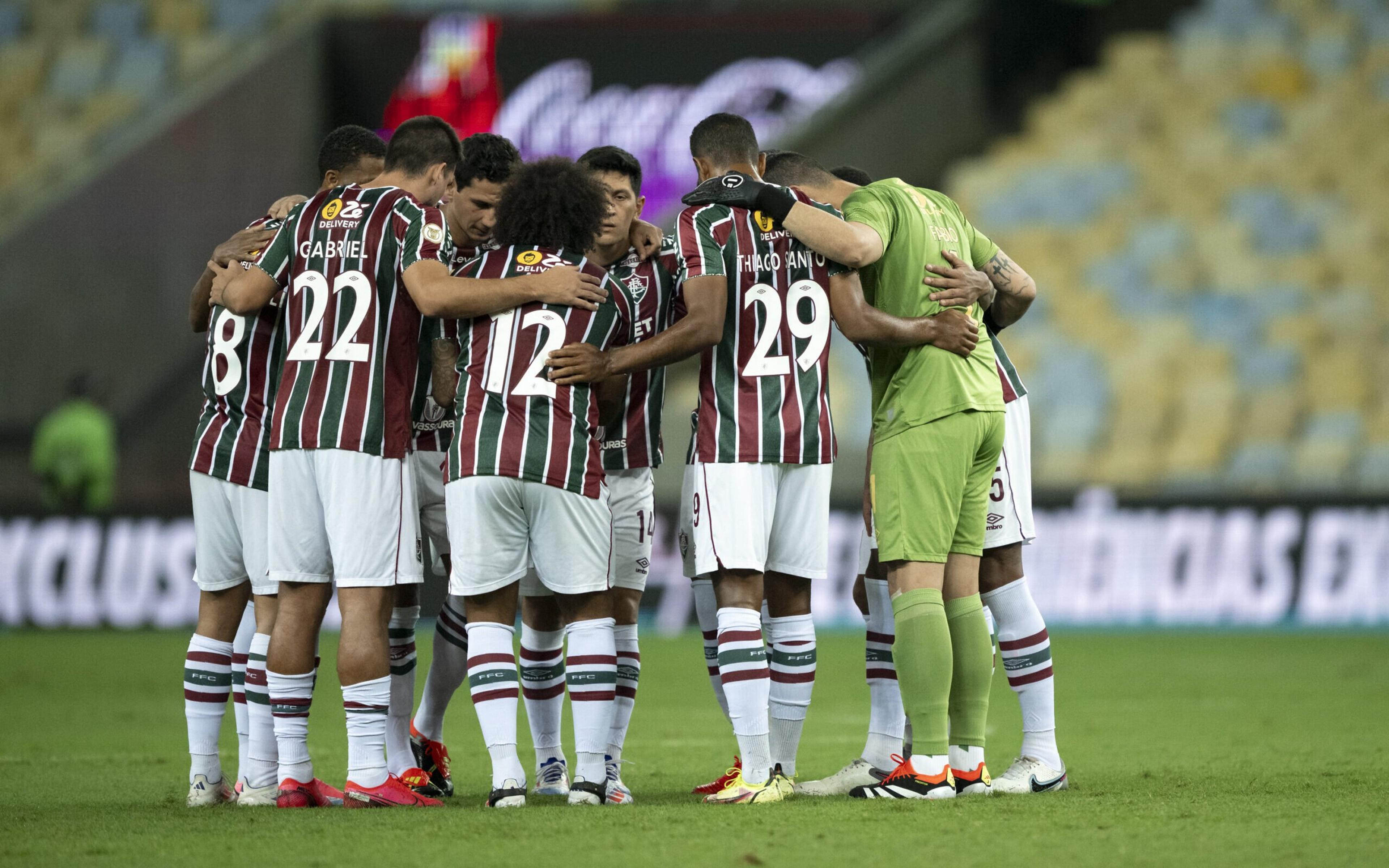 Narrador corneta dupla do Fluminense e critica equipe: ‘Não sabe atacar, nem defender’