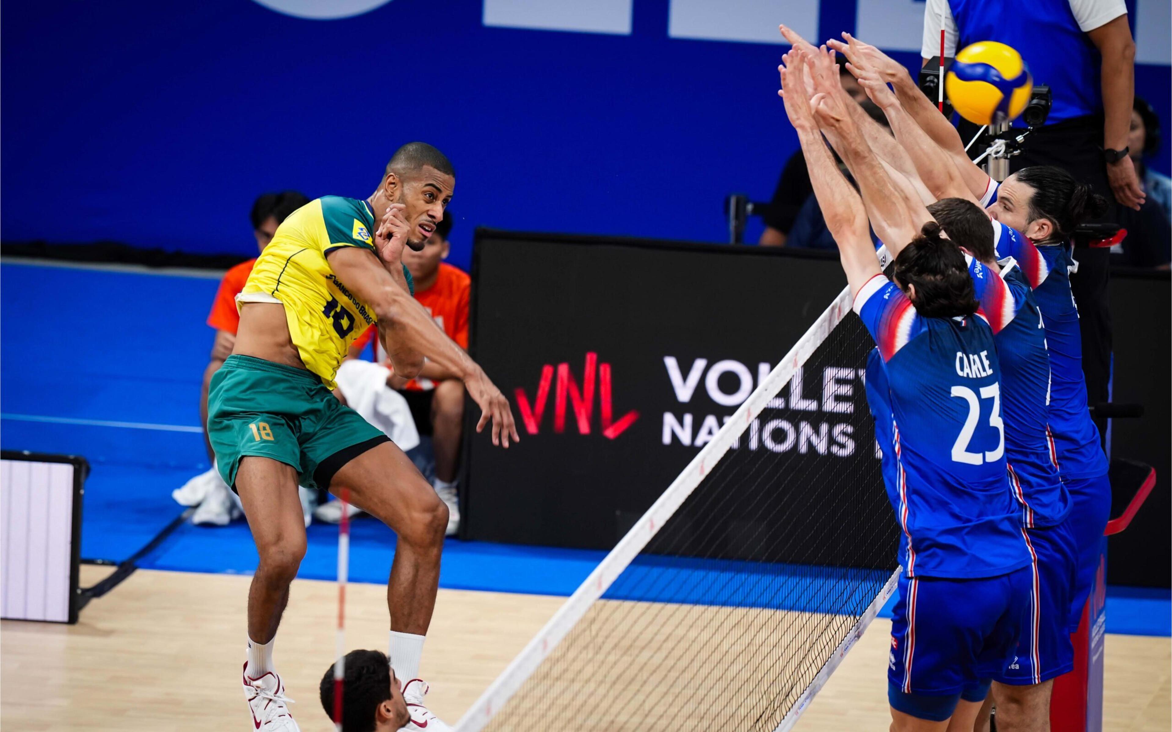 Brasil perde novamente, mas se classifica para o mata-mata da Liga das Nações de Vôlei