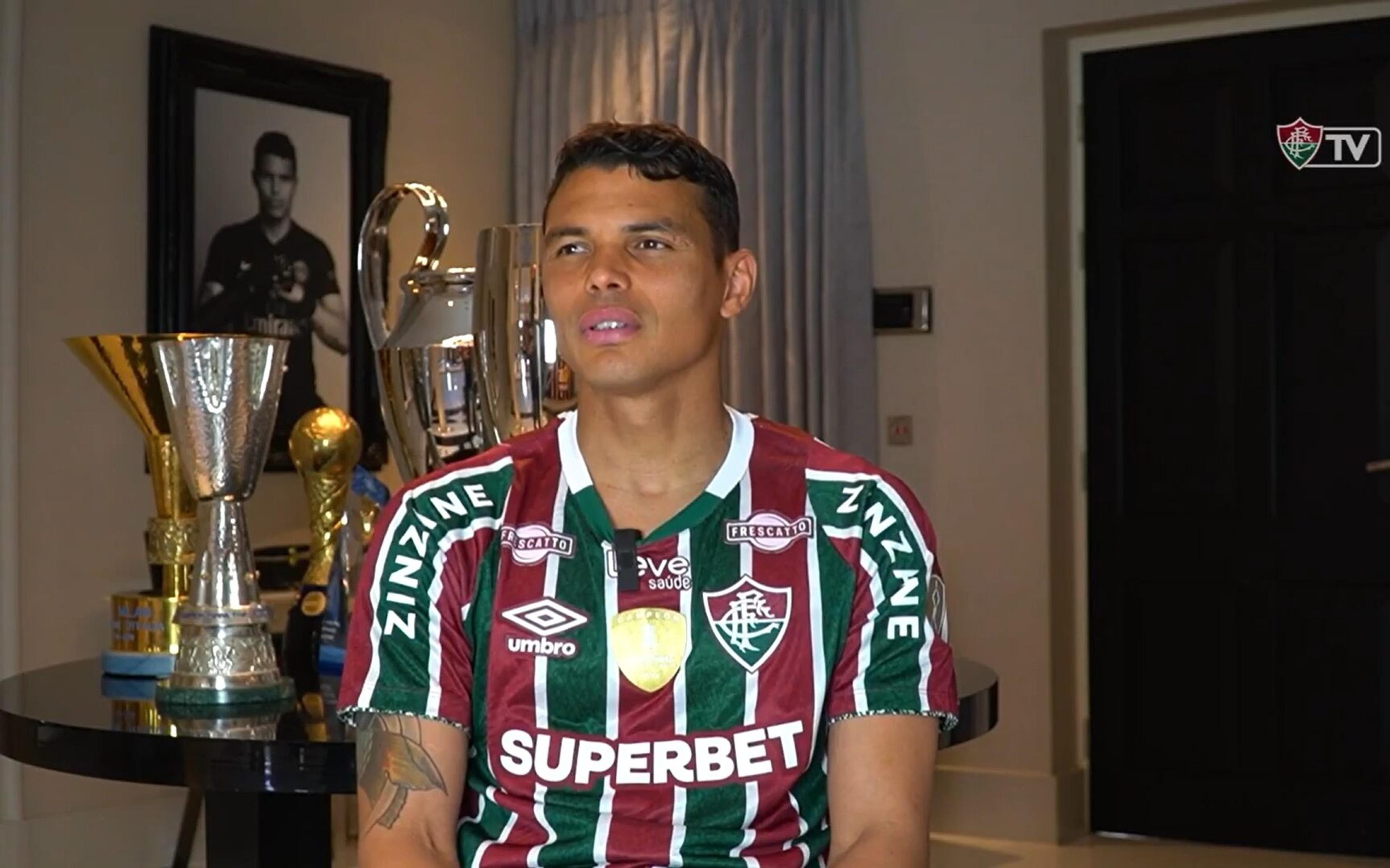 Thiago Silva, reforço do Fluminense, tem chegada ao Rio adiada