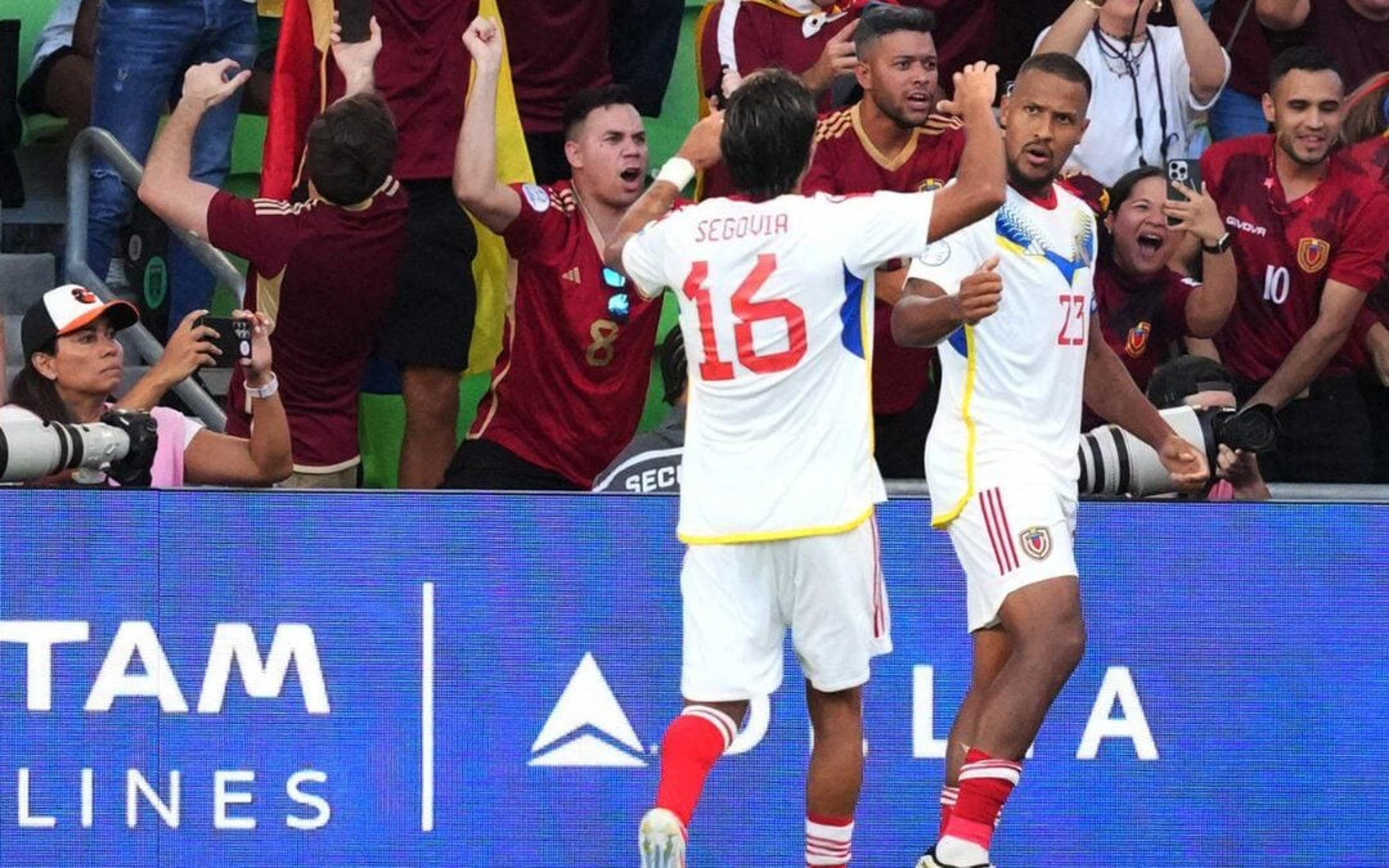 Venezuela amassa a Jamaica e garante aproveitamento perfeito na fase de grupos da Copa América