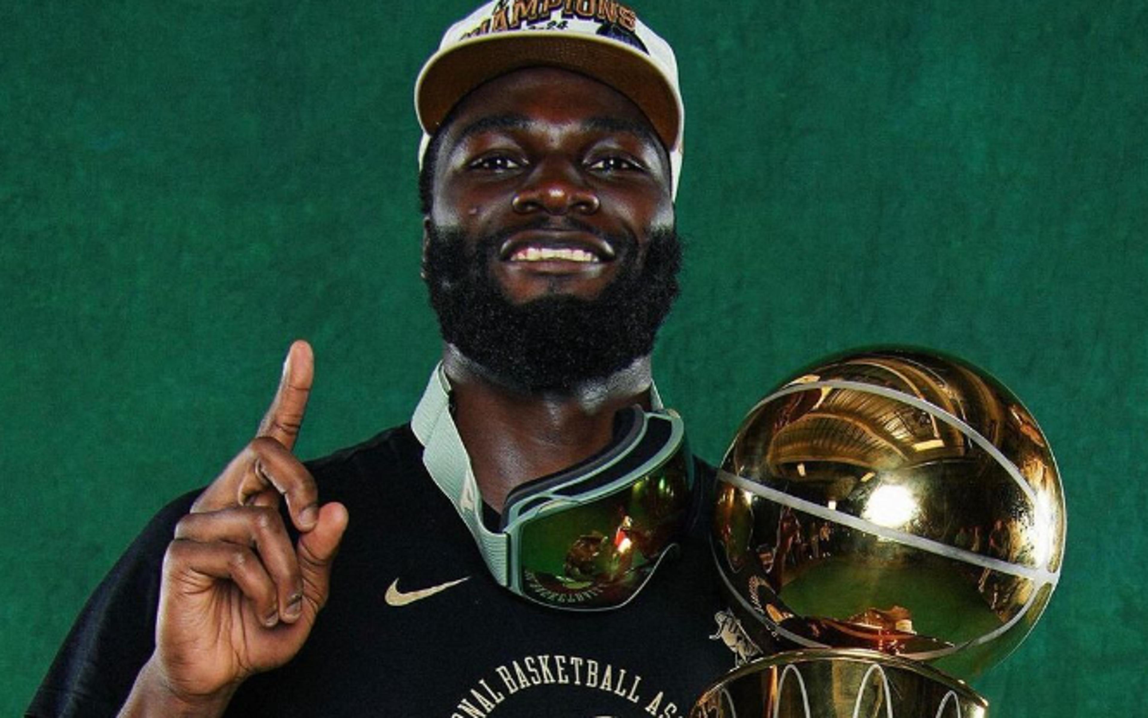 Primeiro português campeão da NBA é alvo de racismo e xenofobia