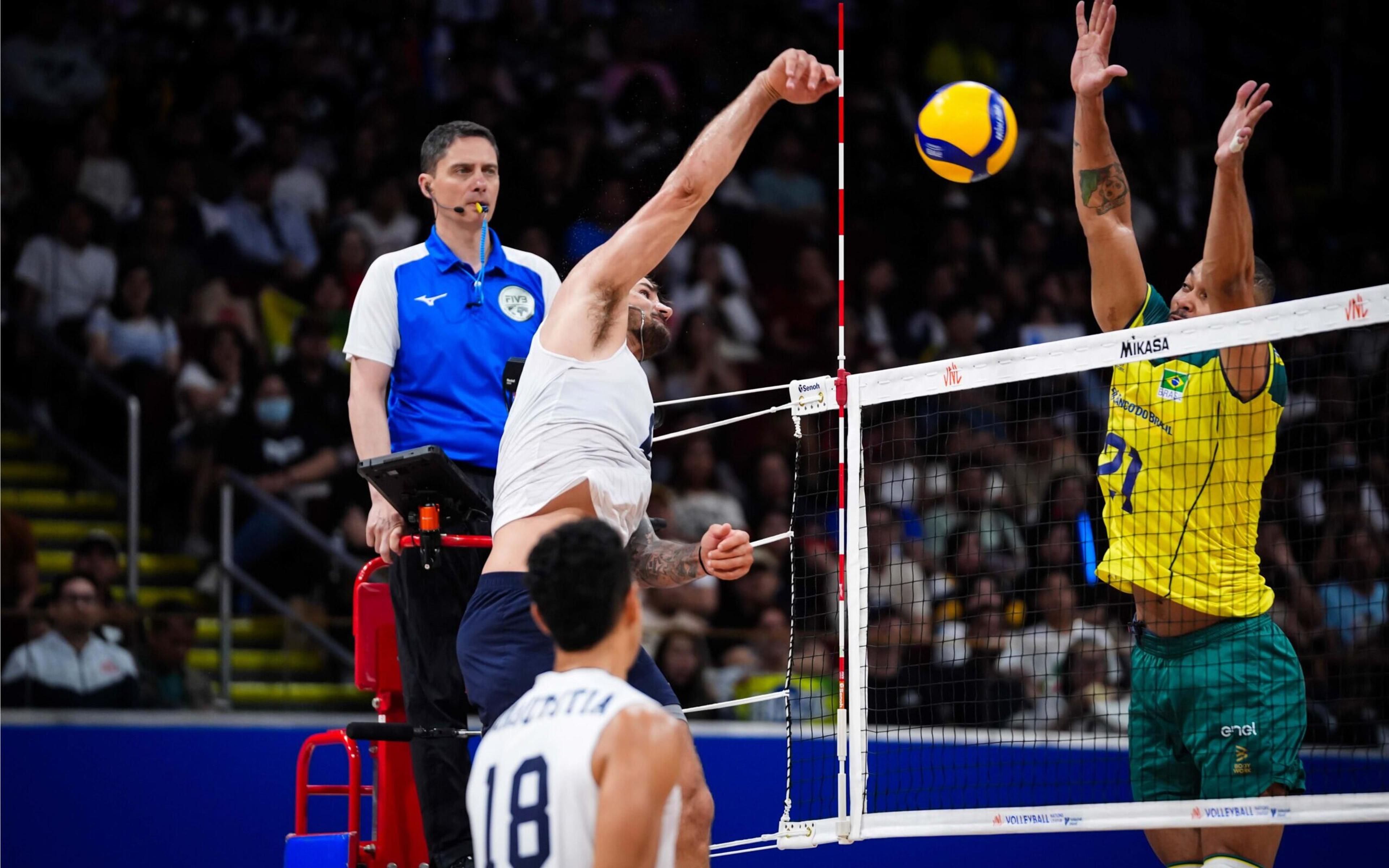 Alan brilha, mas Brasil perde para os EUA no tie-break pela Liga das Nações de Vôlei