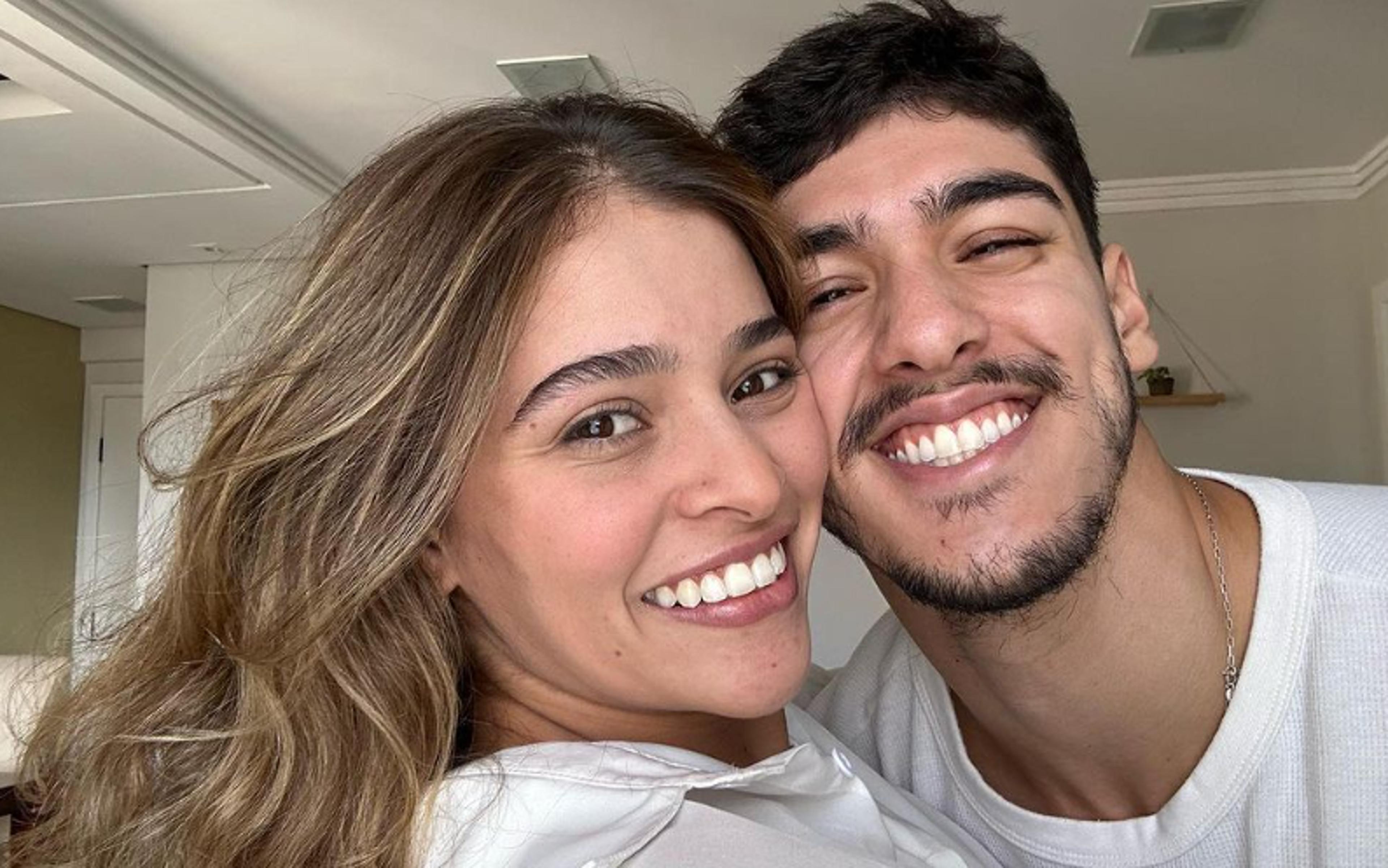 Casal de atletas nos Jogos de Paris: novo muso da seleção de vôlei namora ginasta