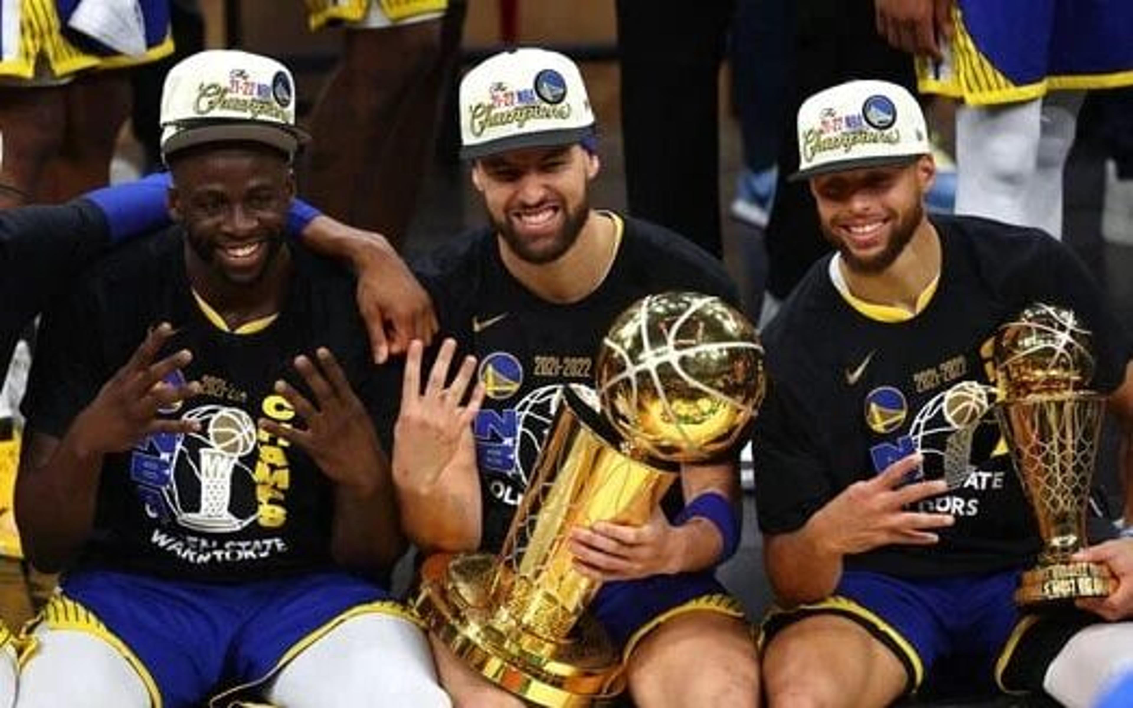 NBA: Astro do Warriors deixa de seguir equipe nas redes e aumenta rumores de saída