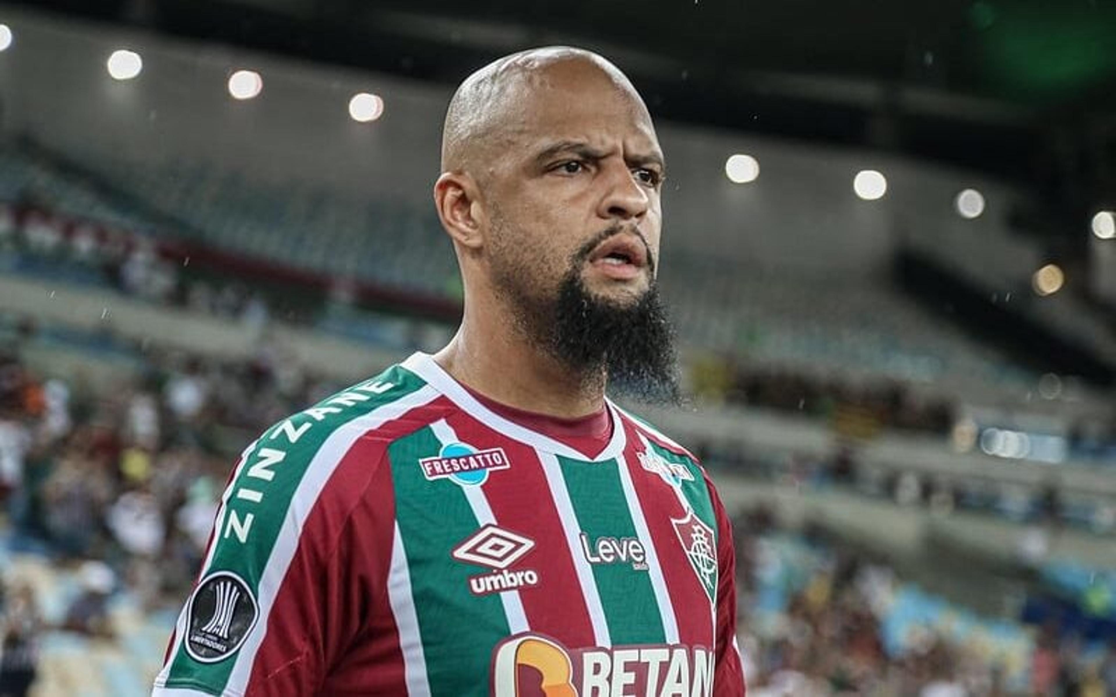 Jornalistas detonam Felipe Melo após agressão a funcionário do rival em derrota do Fluminense