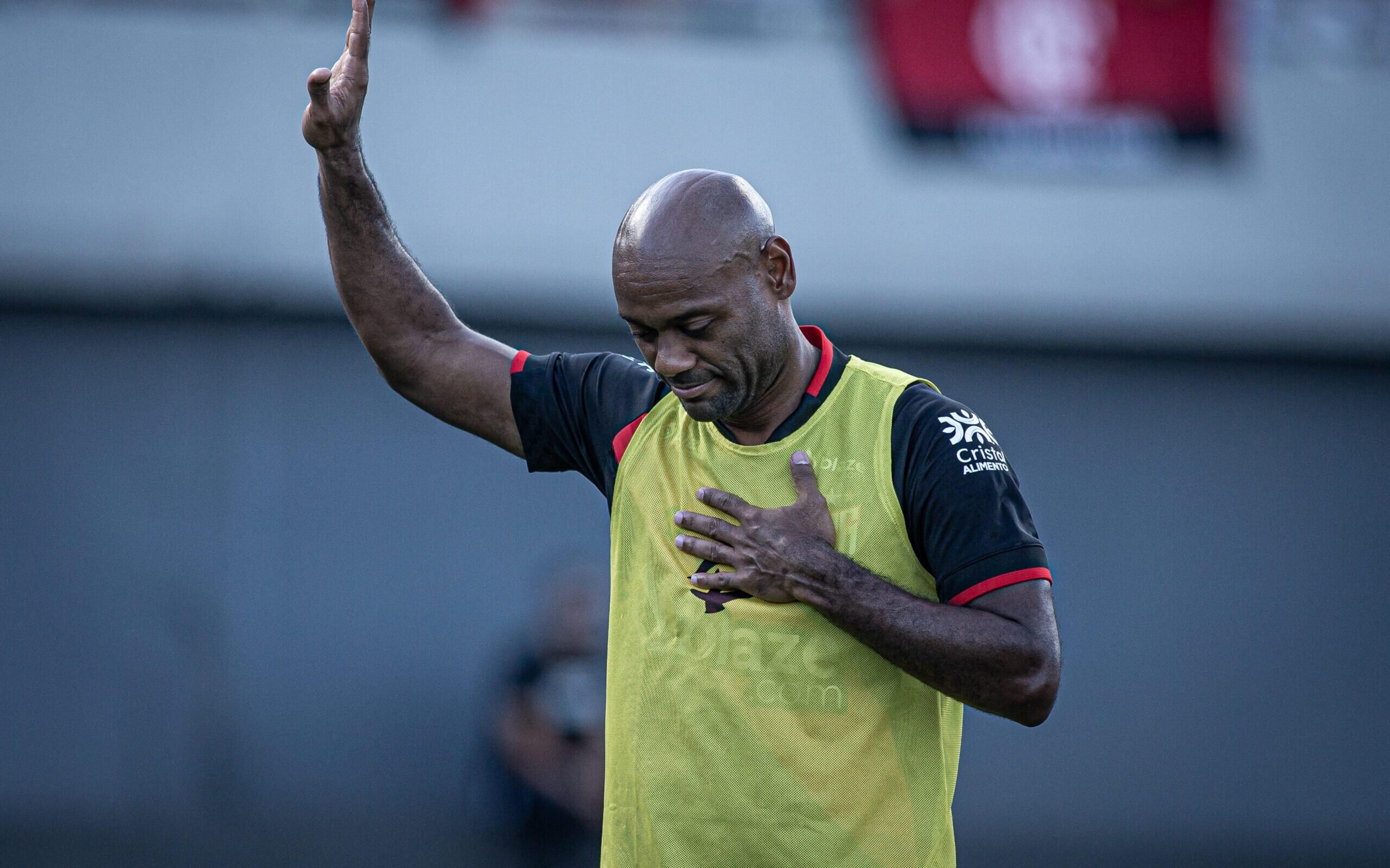 Mais um! Saiba por quantos clubes Vagner Love jogou na carreira; lista de times