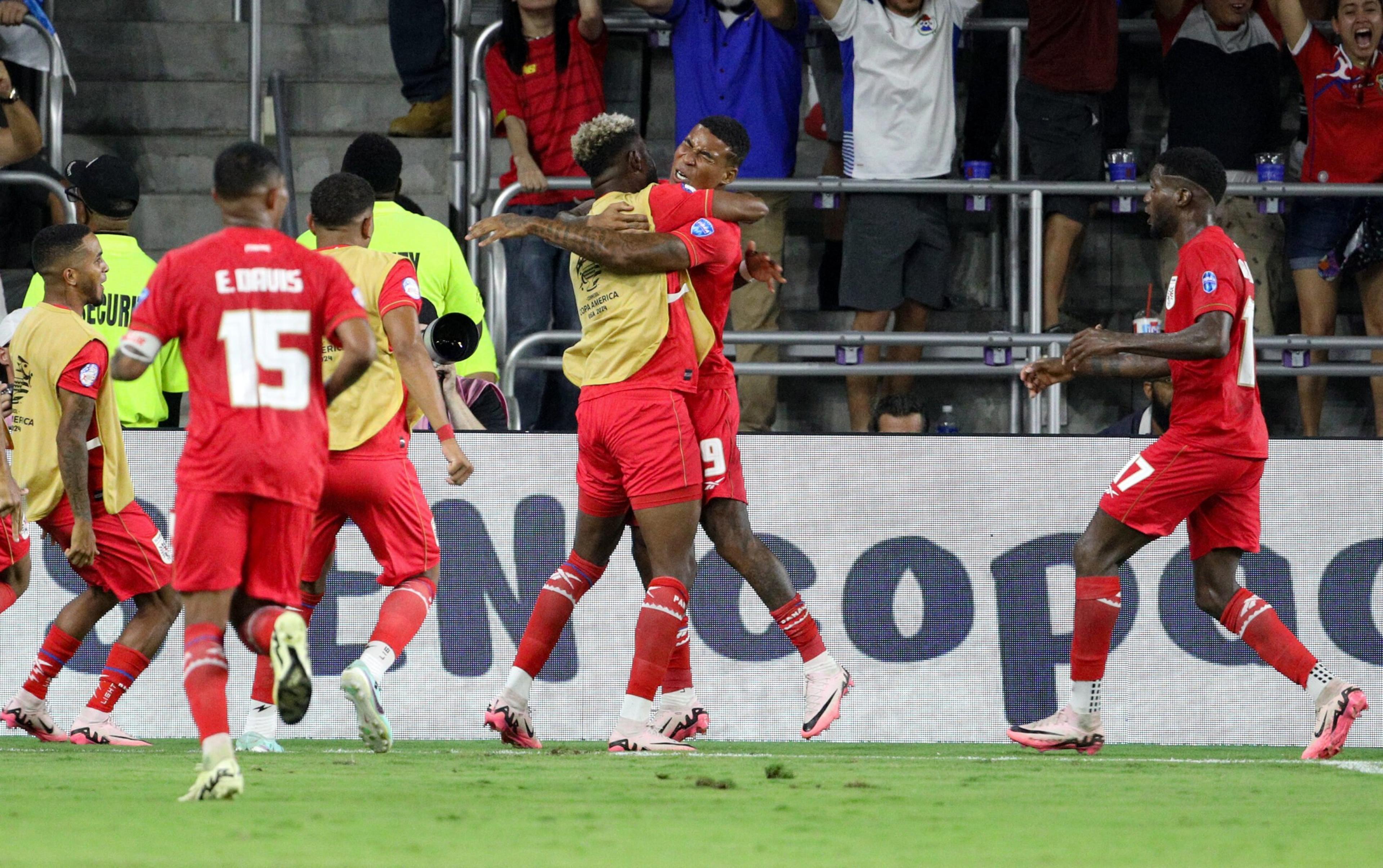 Panamá vence a Bolívia e avança às quartas da Copa América